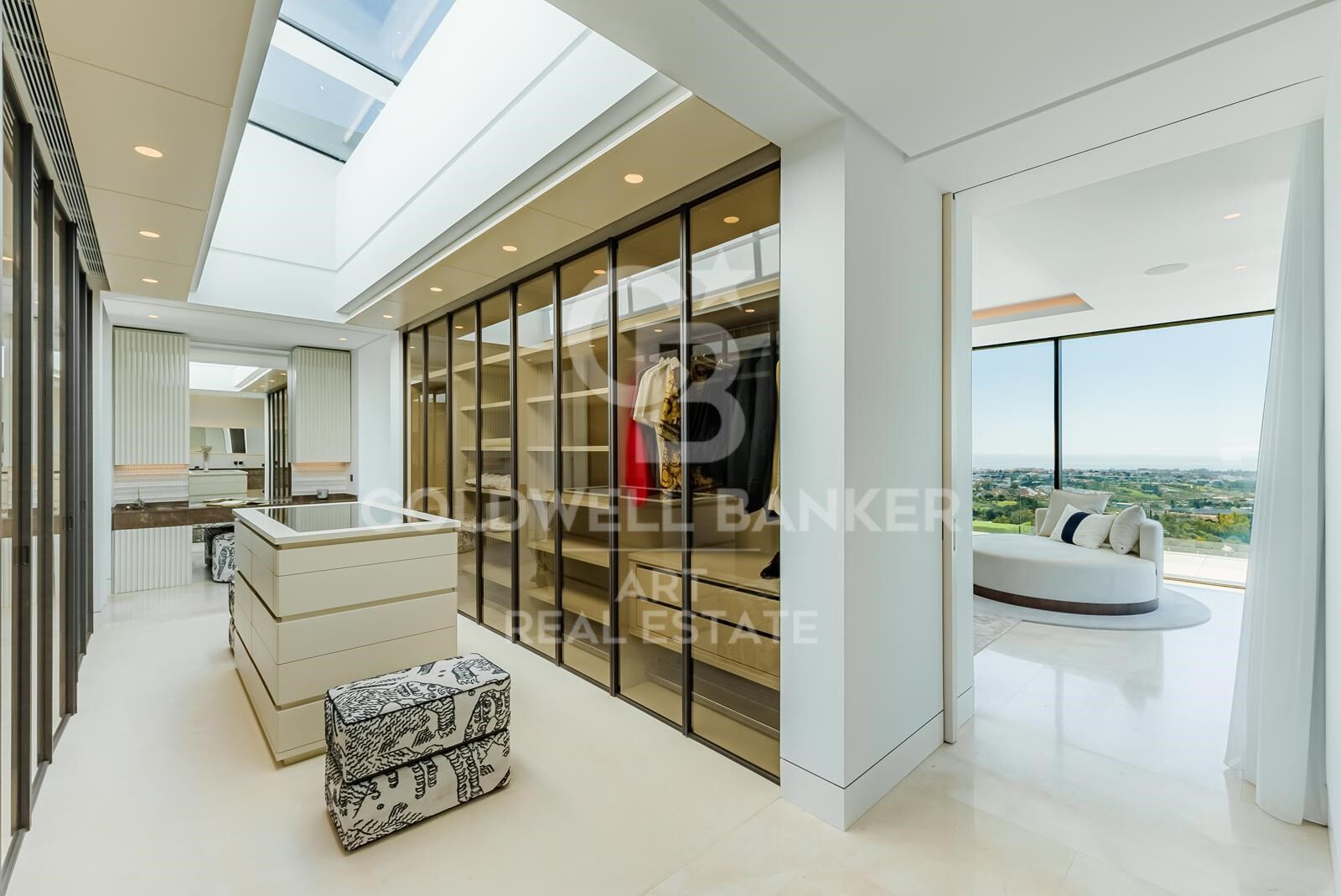 Exquisita villa de lujo con vistas panorámicas al Mediterráneo en La Quinta