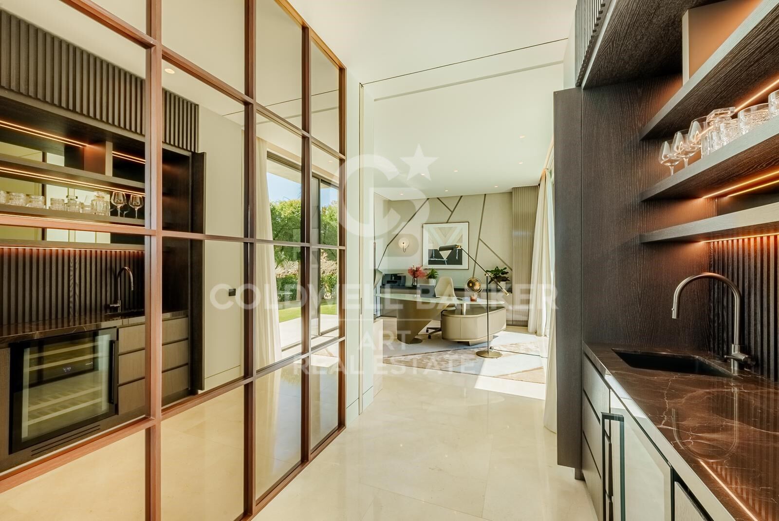 Exquisita villa de lujo con vistas panorámicas al Mediterráneo en La Quinta