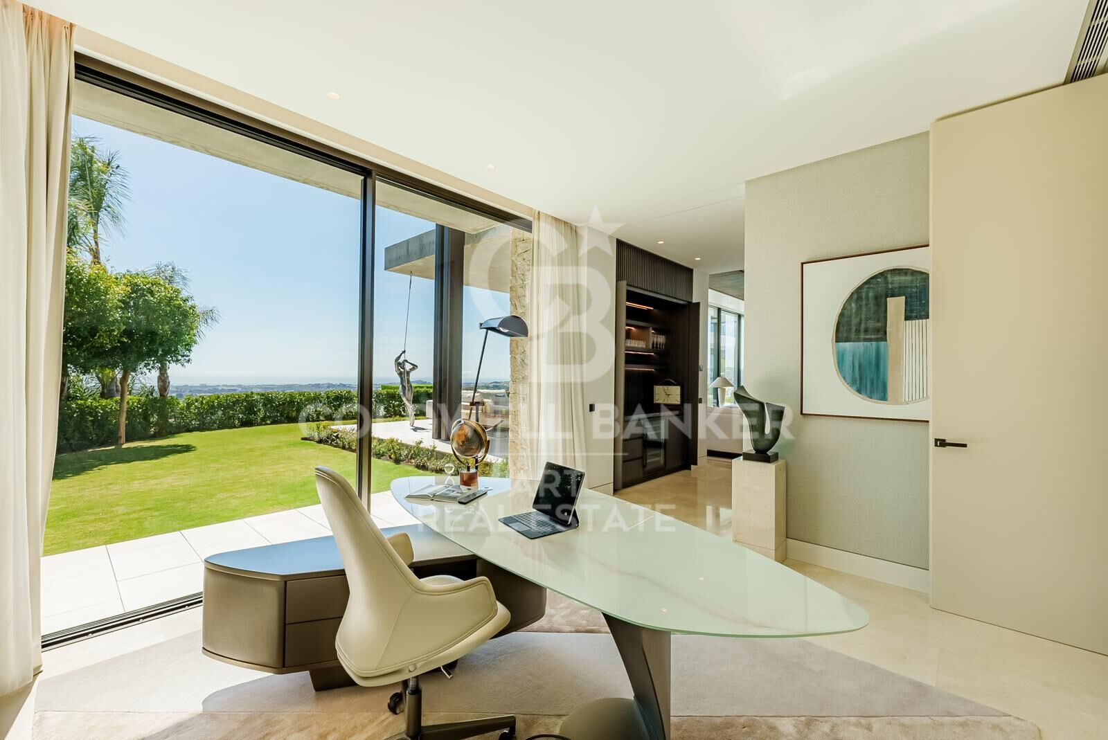 Exquisita villa de lujo con vistas panorámicas al Mediterráneo en La Quinta