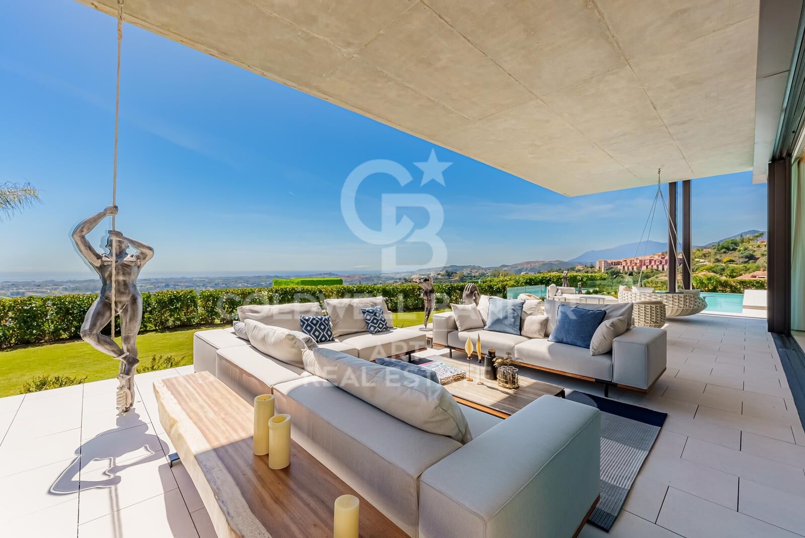 Exquisita villa de lujo con vistas panorámicas al Mediterráneo en La Quinta