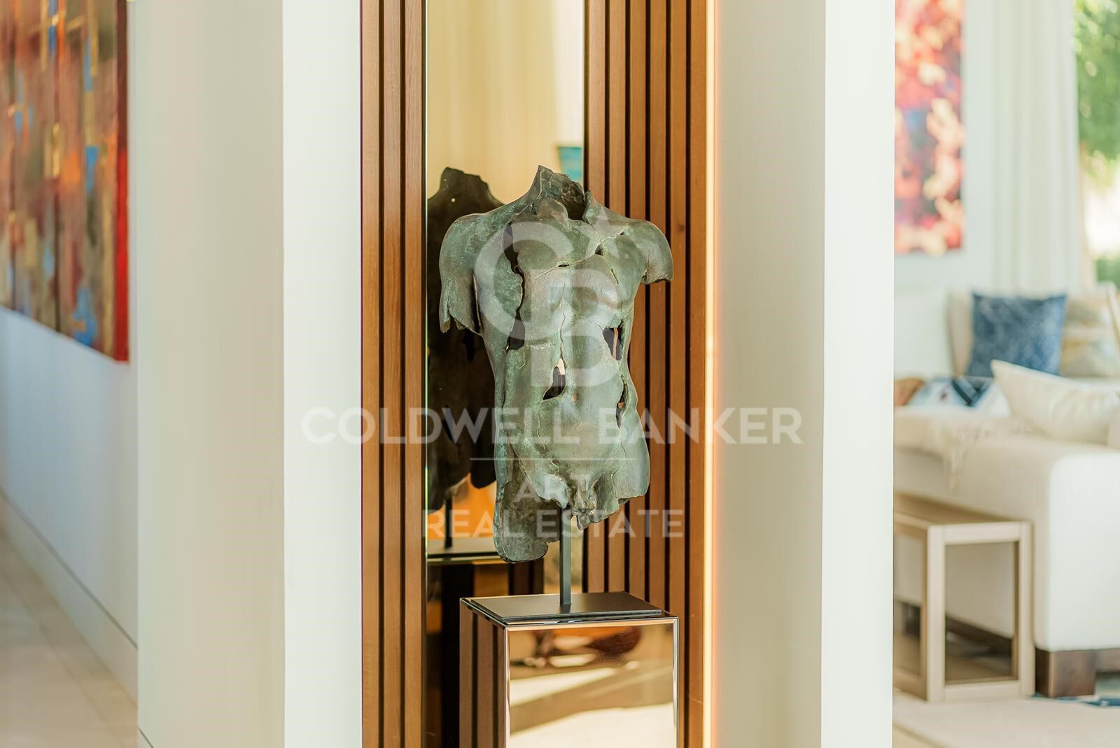 Exquisite Luxury Villa with Panoramic Mediterranean Views in La Quinta