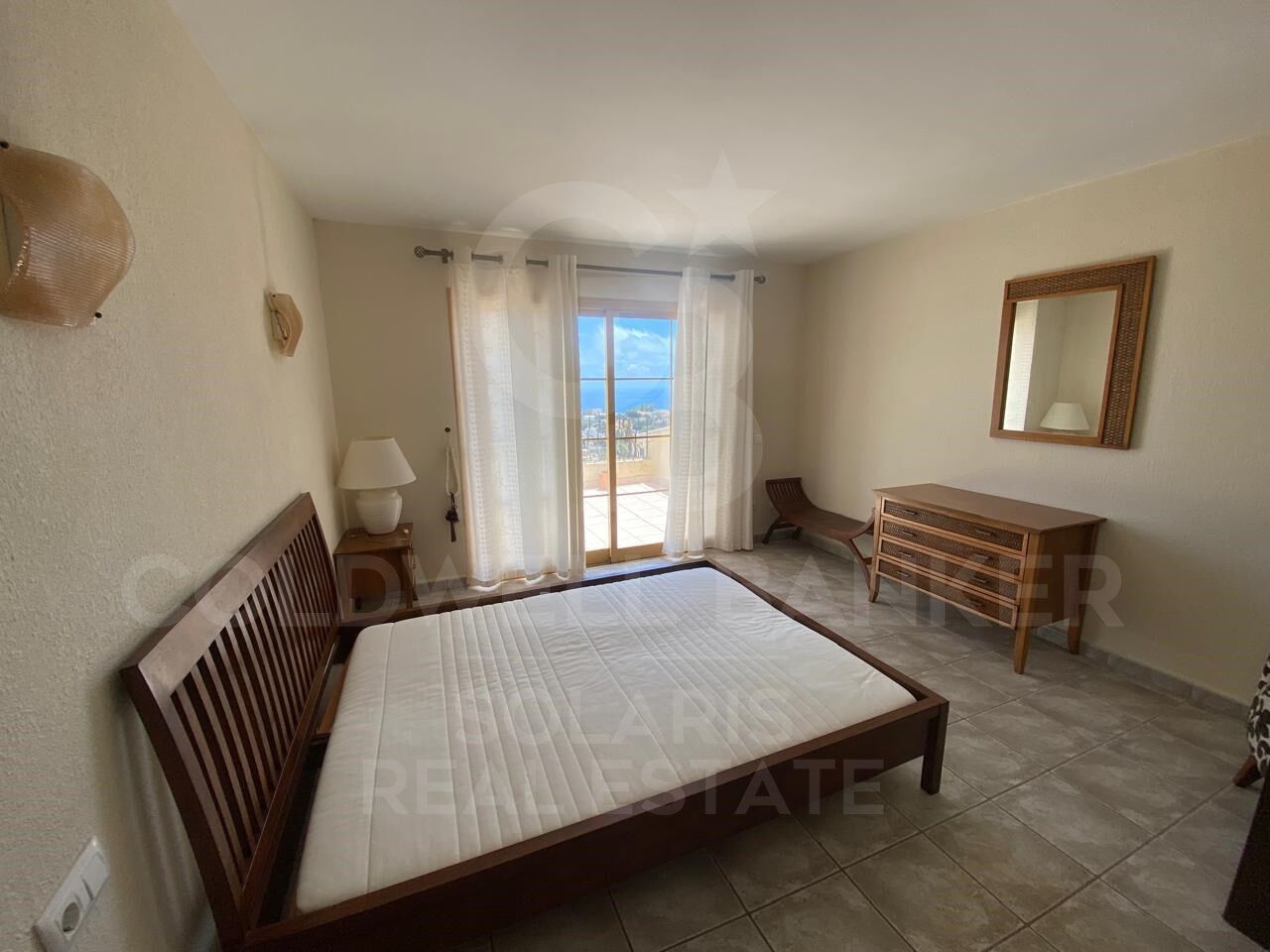 Villa with sea views in Cumbre del Sol