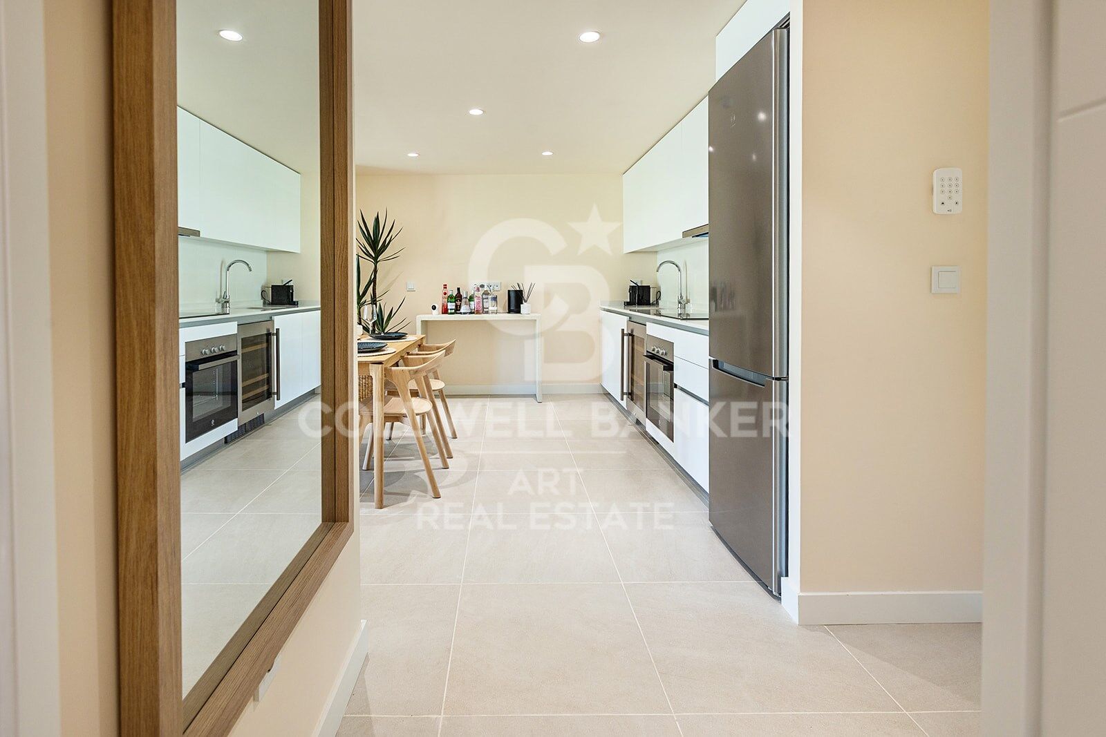 Appartement élégant en rez-de-chaussée avec jardin privé à Estepona