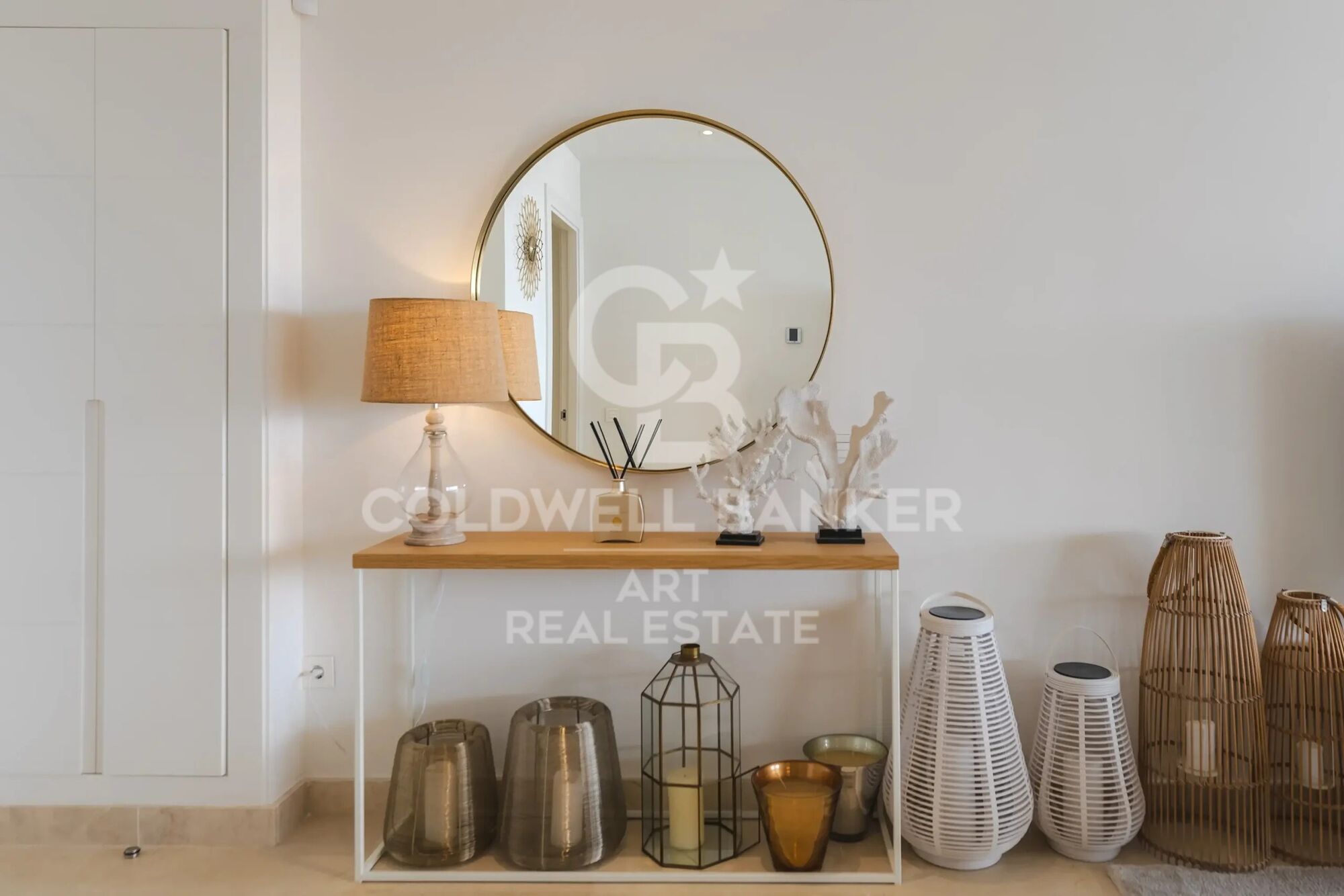 Wunderschöne, komplett möblierte Zweizimmerwohnung in Mijas