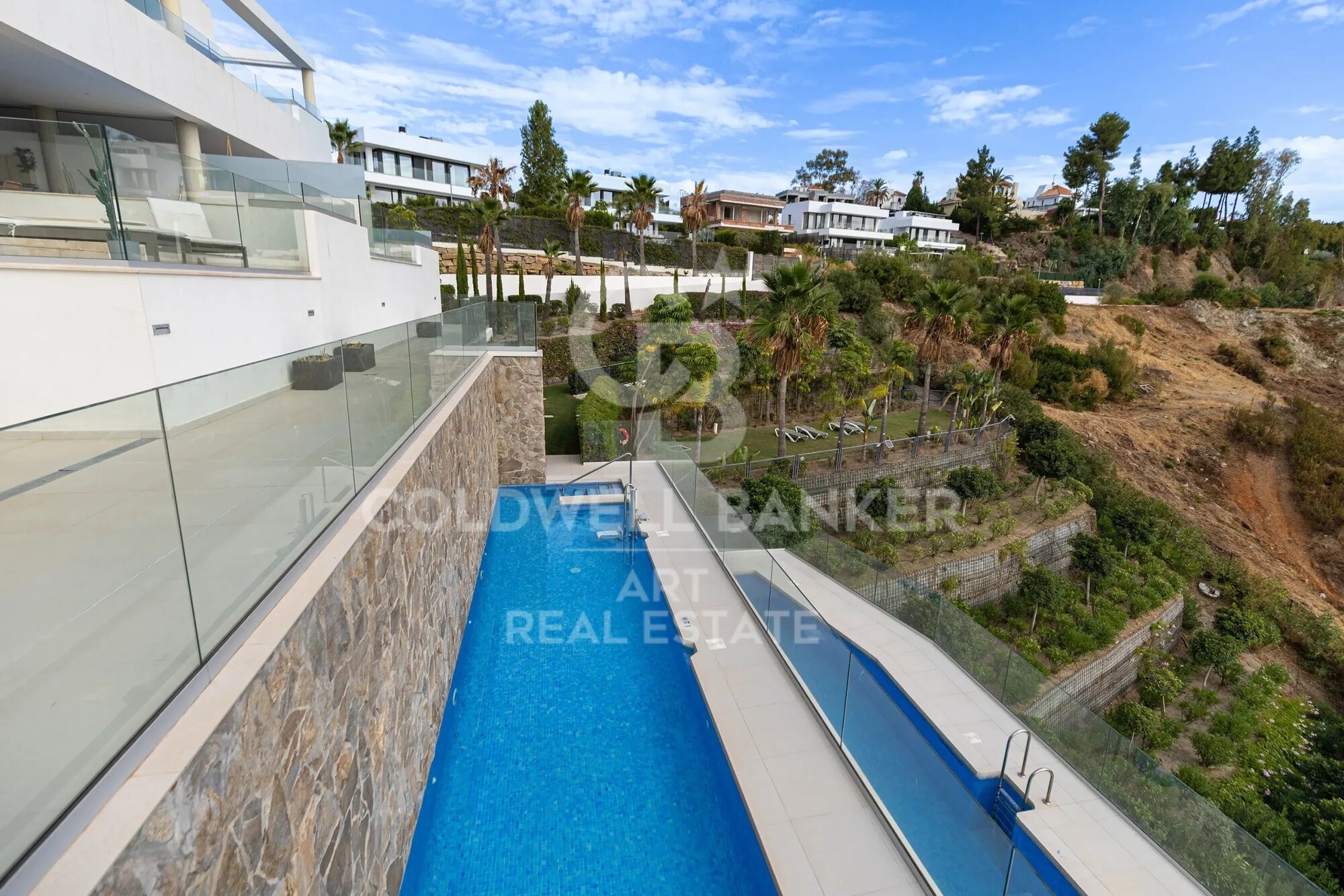 Wunderschöne, komplett möblierte Zweizimmerwohnung in Mijas