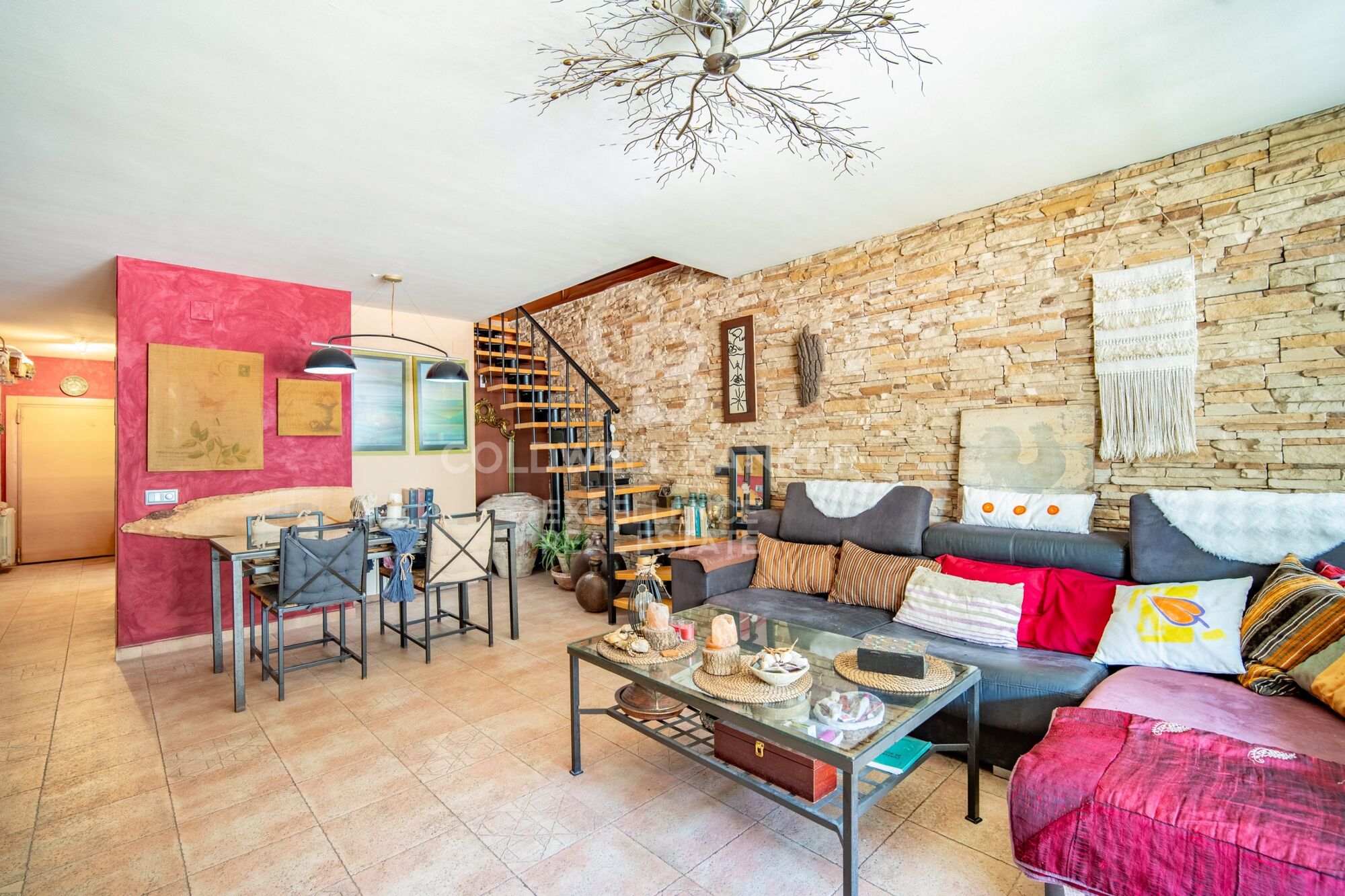 Maisonette mit Seele und hoher Qualität in der Gegend von Juan Llorens