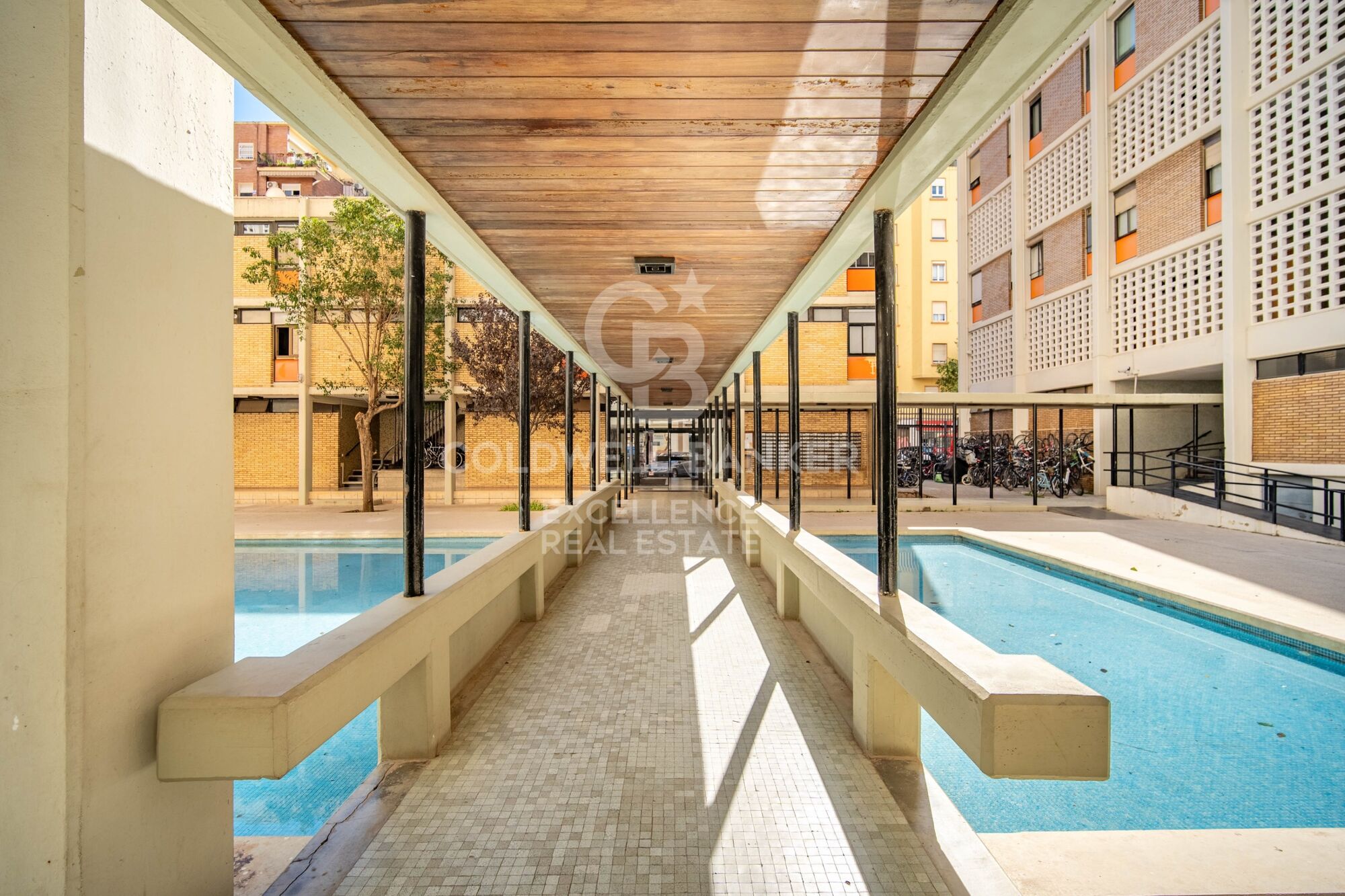 Duplex-Wohnung mit modernem Design und mediterranem Flair in Juan Llorens