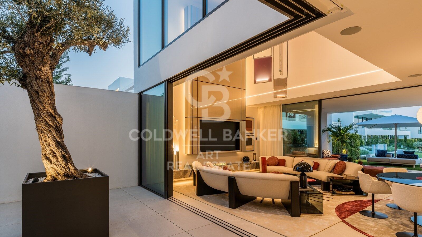 Espectacular Villa de diseño en la Milla de Oro de Marbella