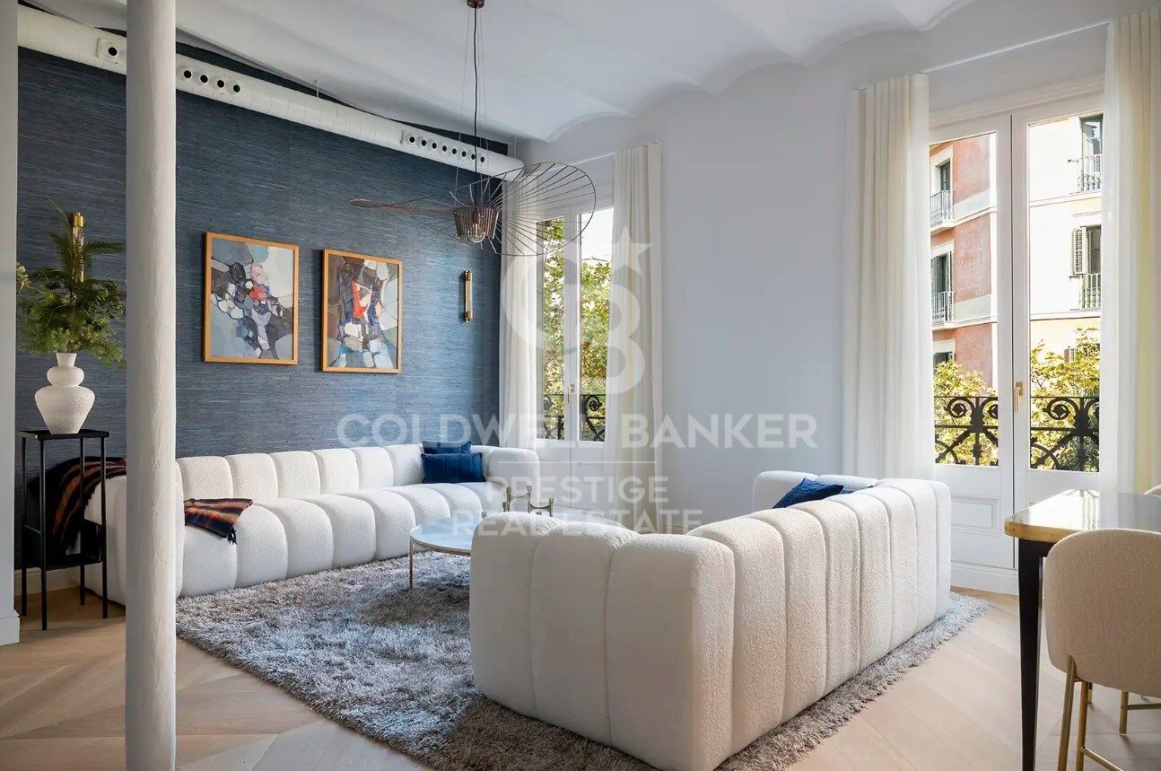 Appartement exclusif avec terrasse tout neuf sur Eixample Derecho, Barcelona