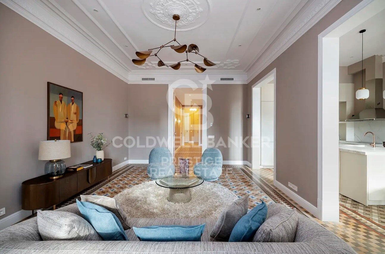 Appartement exclusif avec terrasse tout neuf sur la Rambla Catalunya