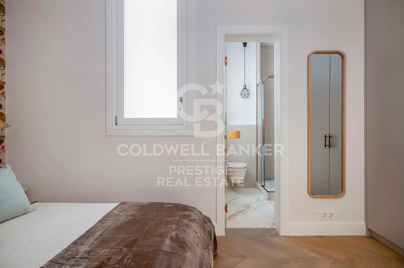 Brand new flat with terrace at Rambla Catalunya