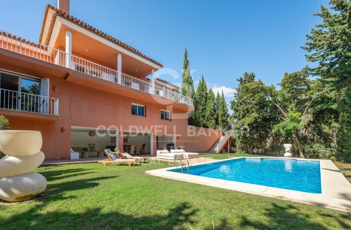 Exclusive Andalusian villa in Sotogrande Costa