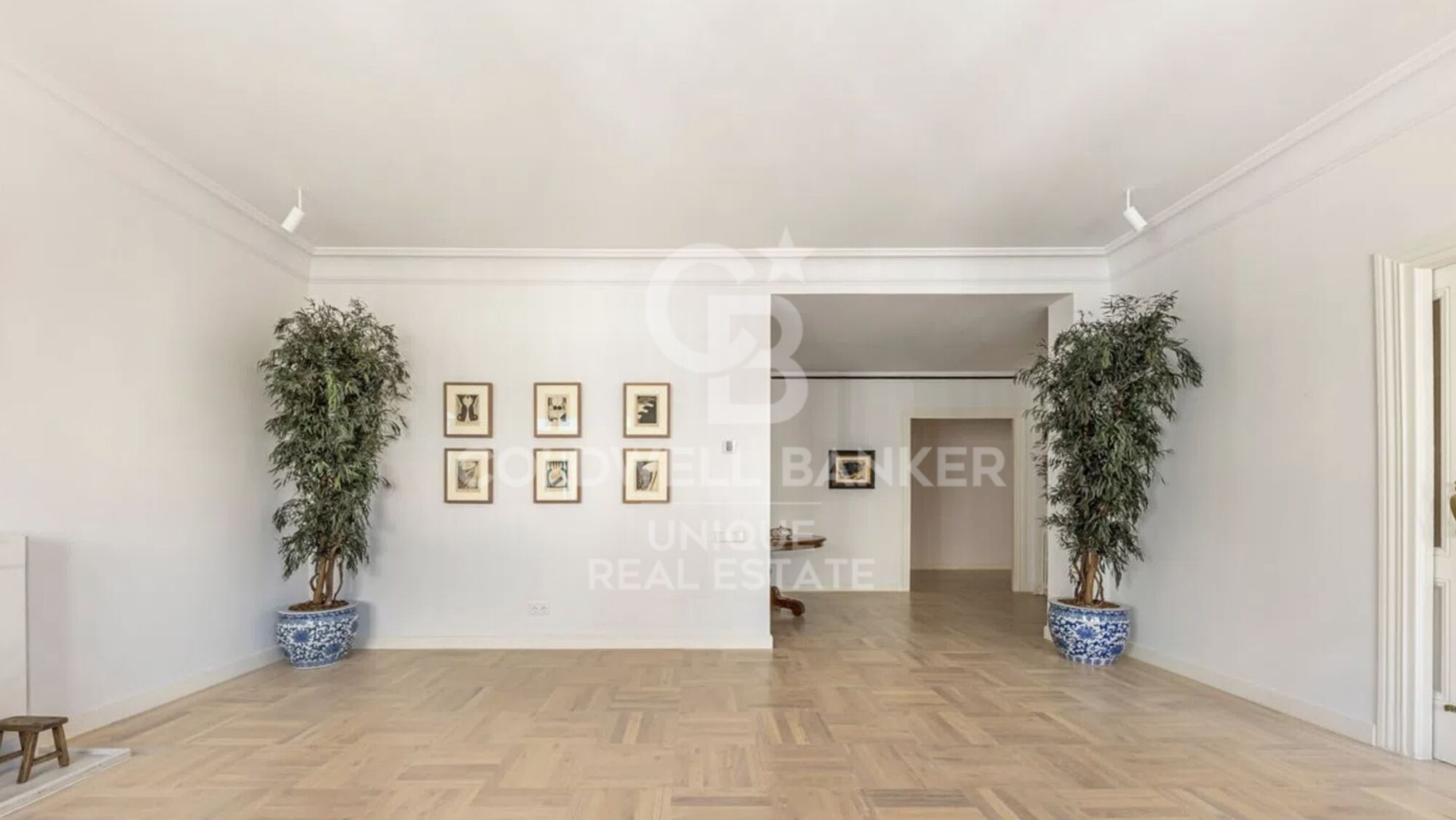 Außenwohnung mit 3 Schlafzimmern und 5 Balkonen in Justicia, Madrid