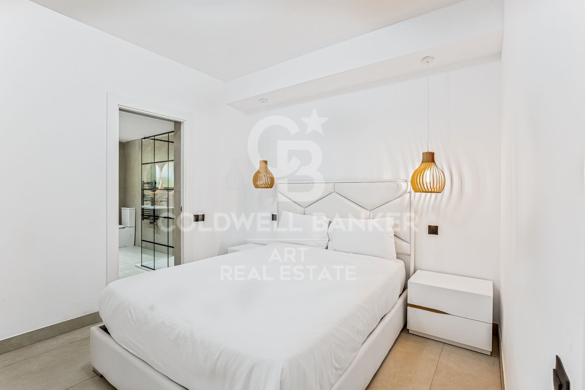 Moderne Vier-Zimmer-Wohnung in Puerto Banús