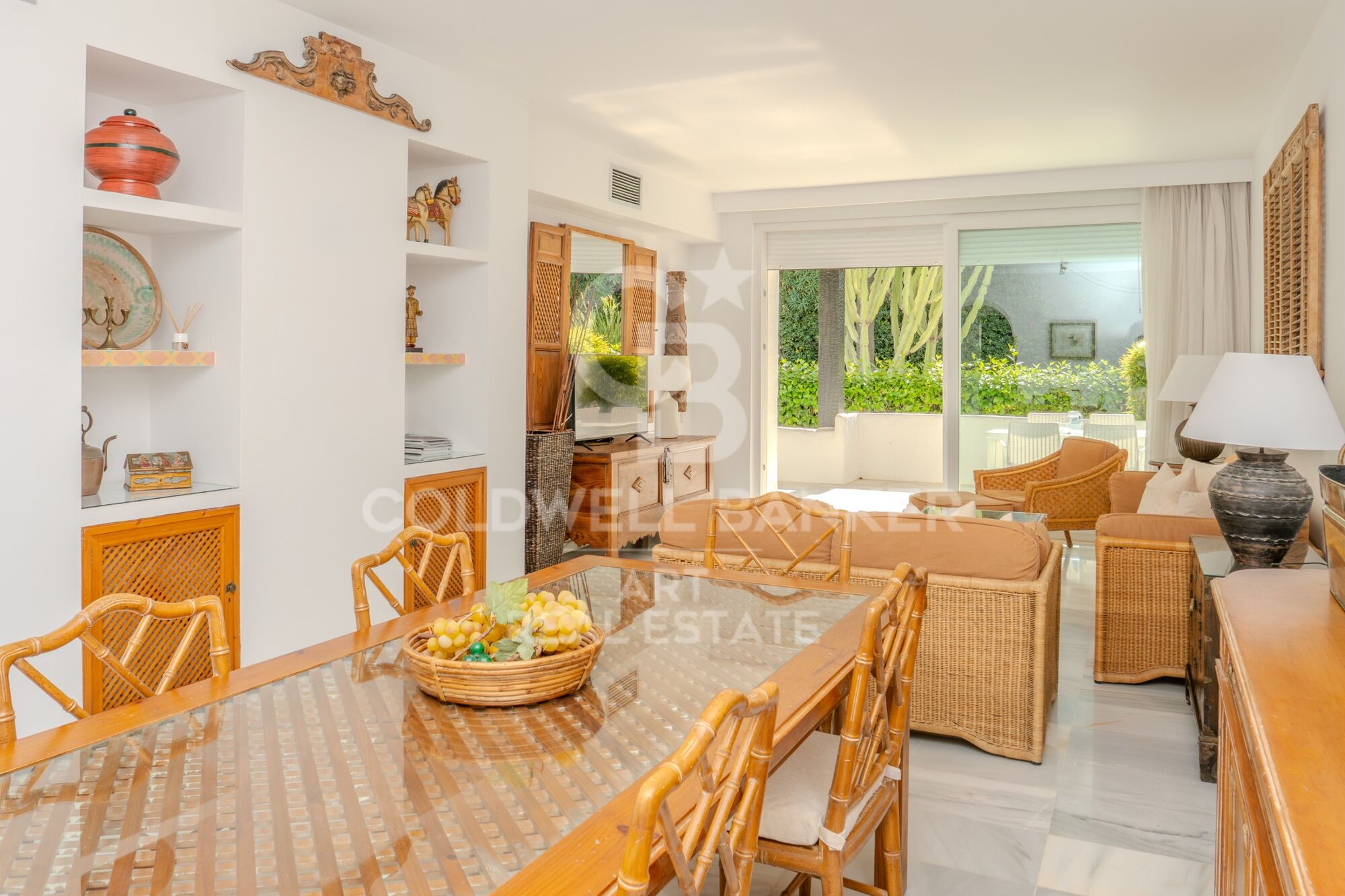 Exclusivo apartamento en la prestigiosa Urbanización La Alcazaba, Puerto Banús
