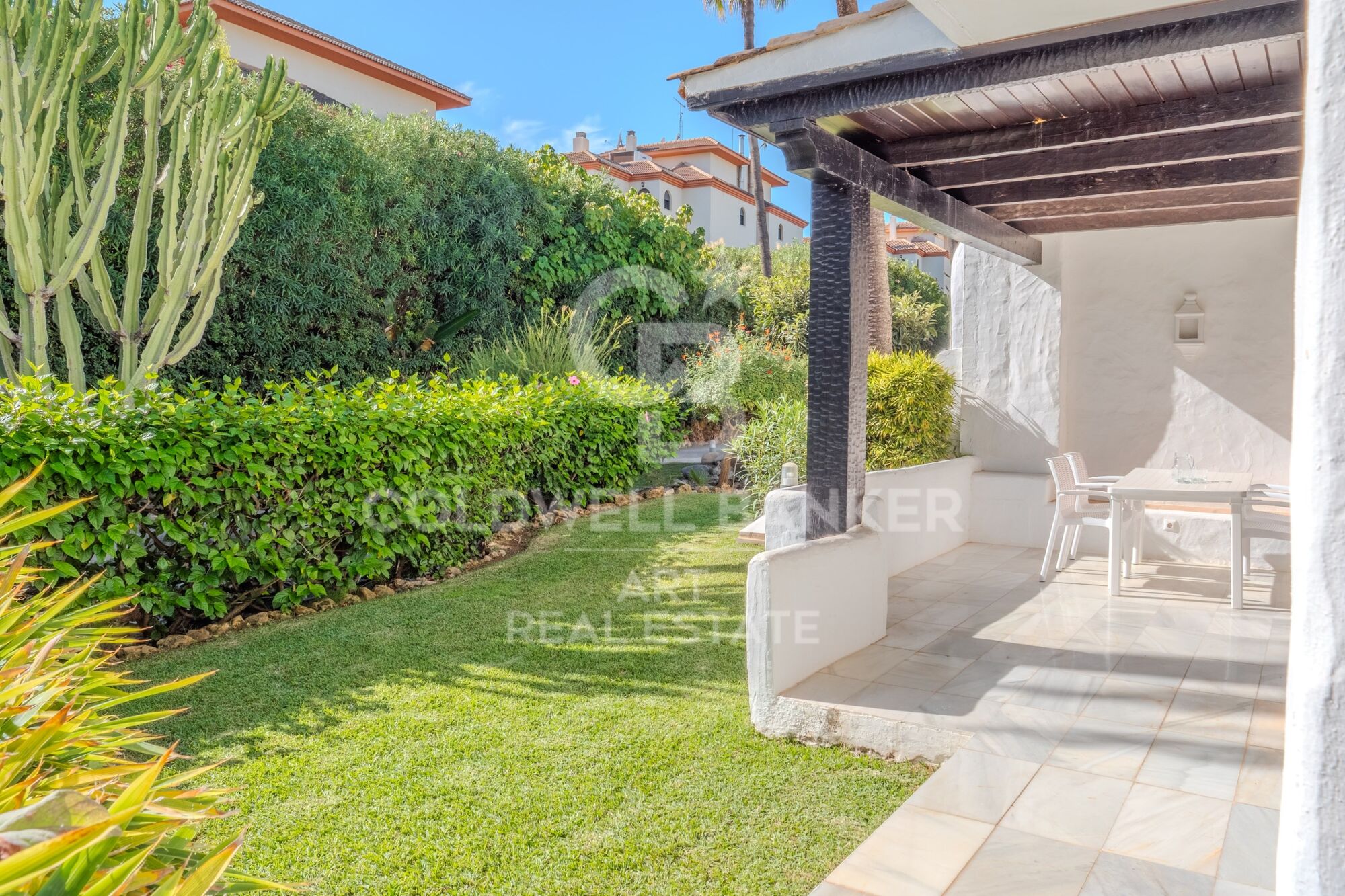Exclusivo apartamento en la prestigiosa Urbanización La Alcazaba, Puerto Banús