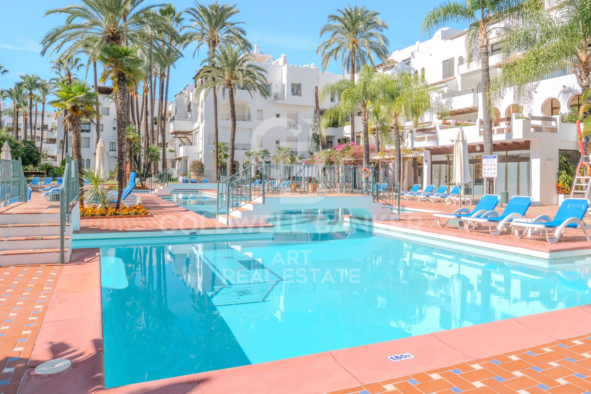 Exklusive Wohnung in der prestigeträchtigen Urbanisation La Alcazaba, Puerto Banús