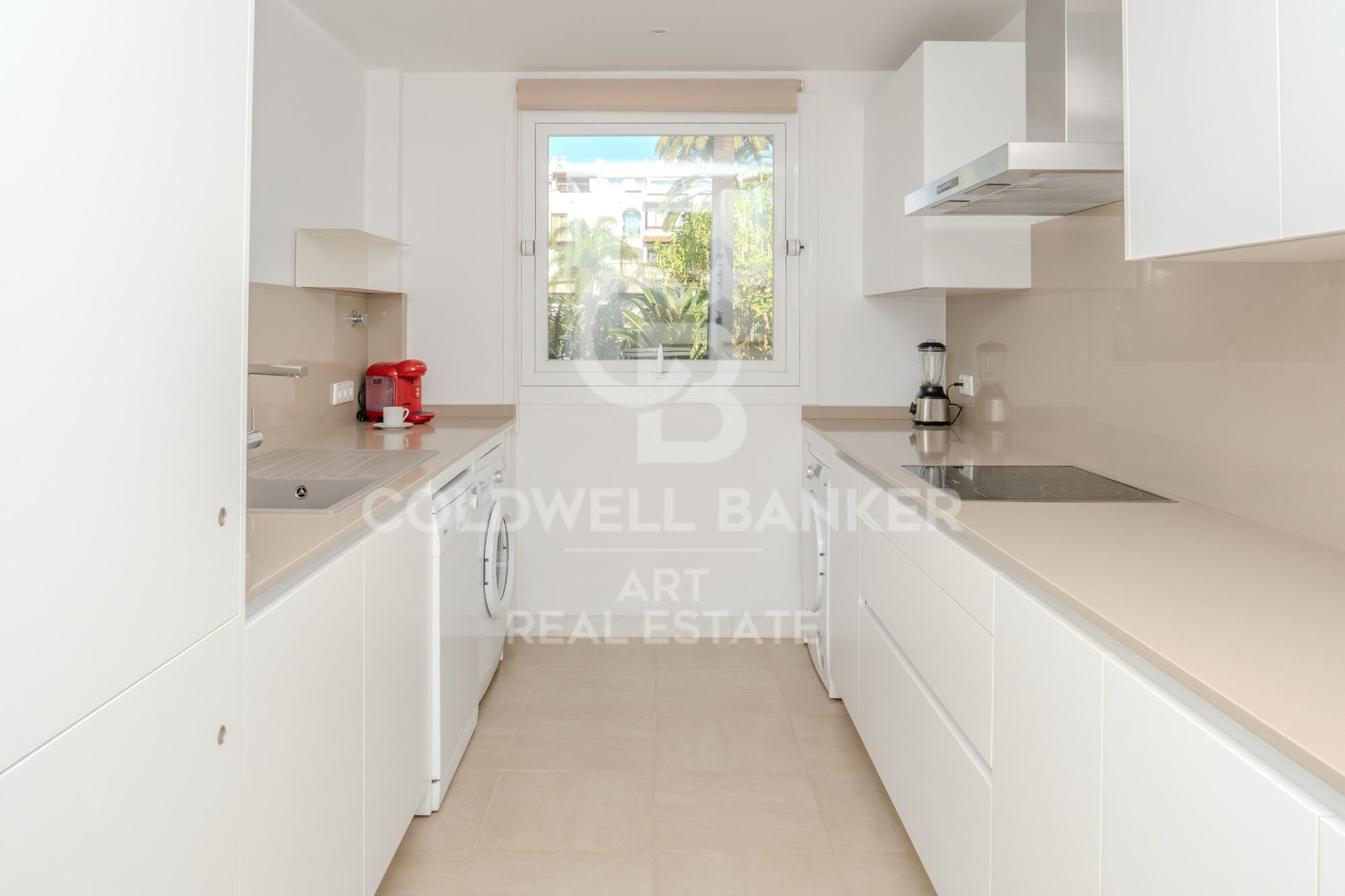 Exclusivo apartamento en la prestigiosa Urbanización La Alcazaba, Puerto Banús