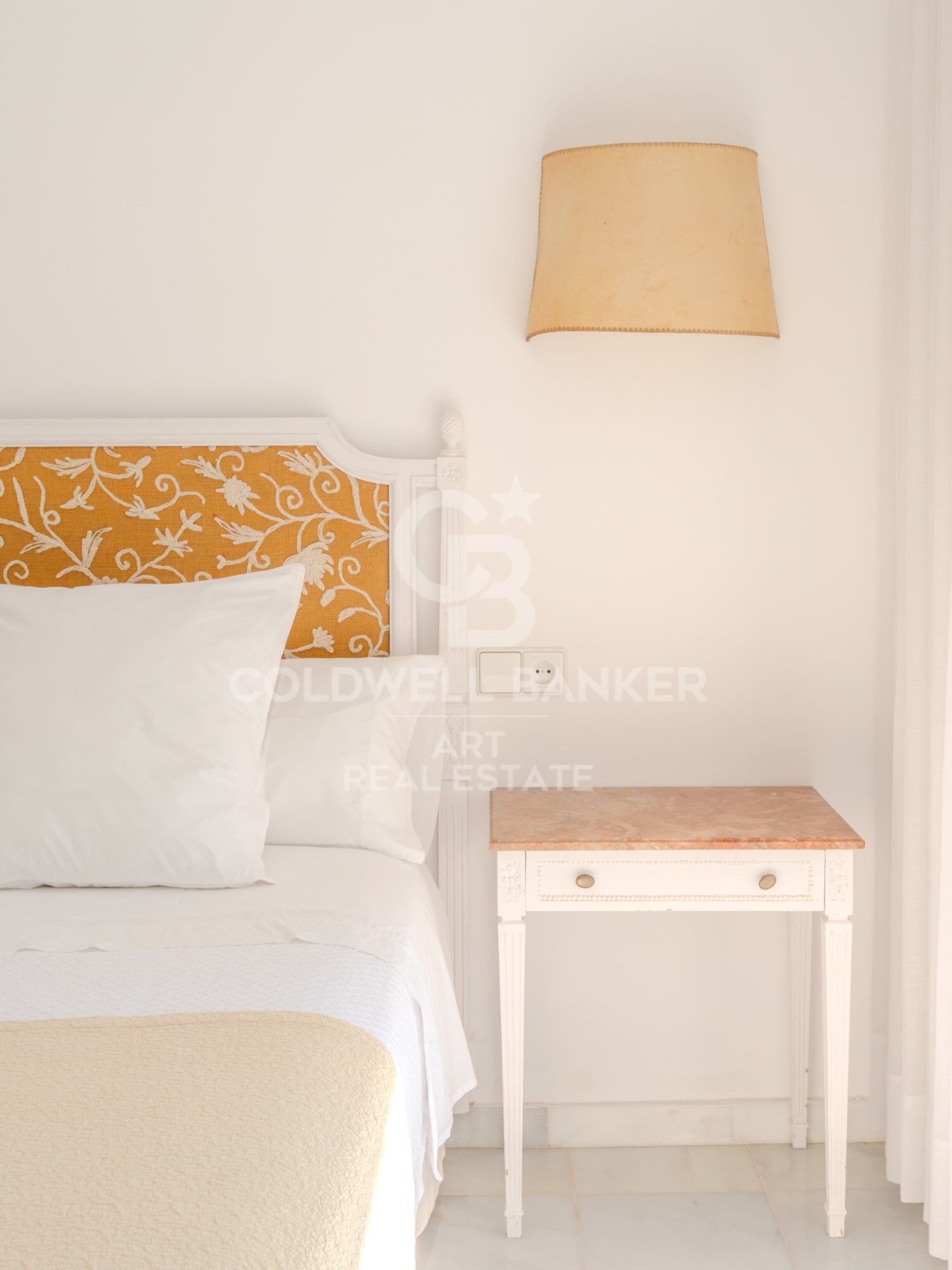 Exclusivo apartamento en la prestigiosa Urbanización La Alcazaba, Puerto Banús