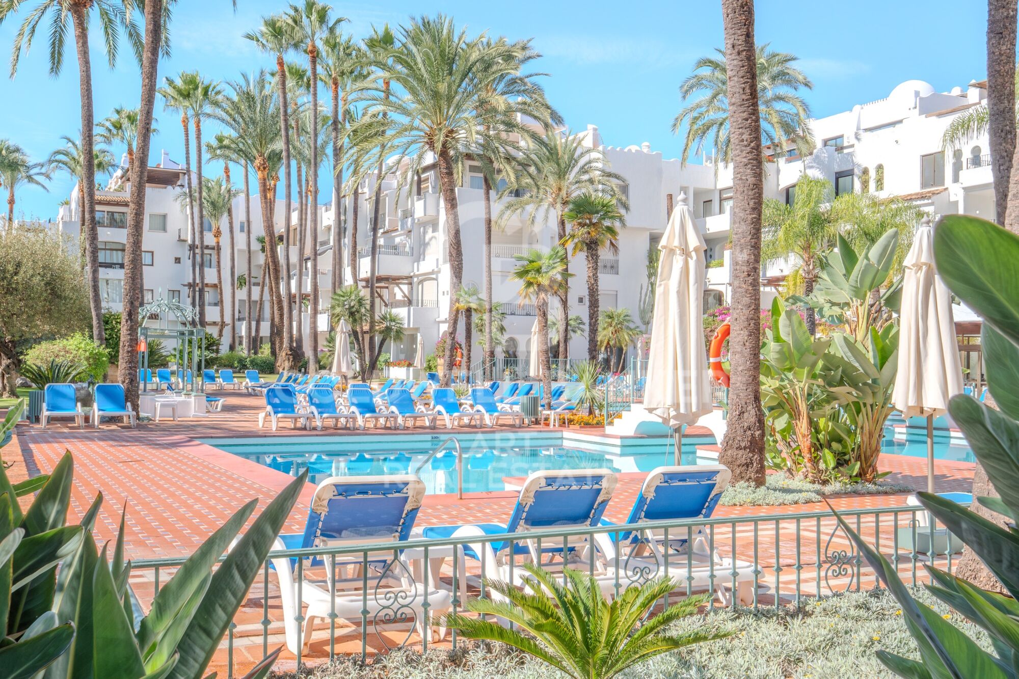 Exclusivo apartamento en la prestigiosa Urbanización La Alcazaba, Puerto Banús