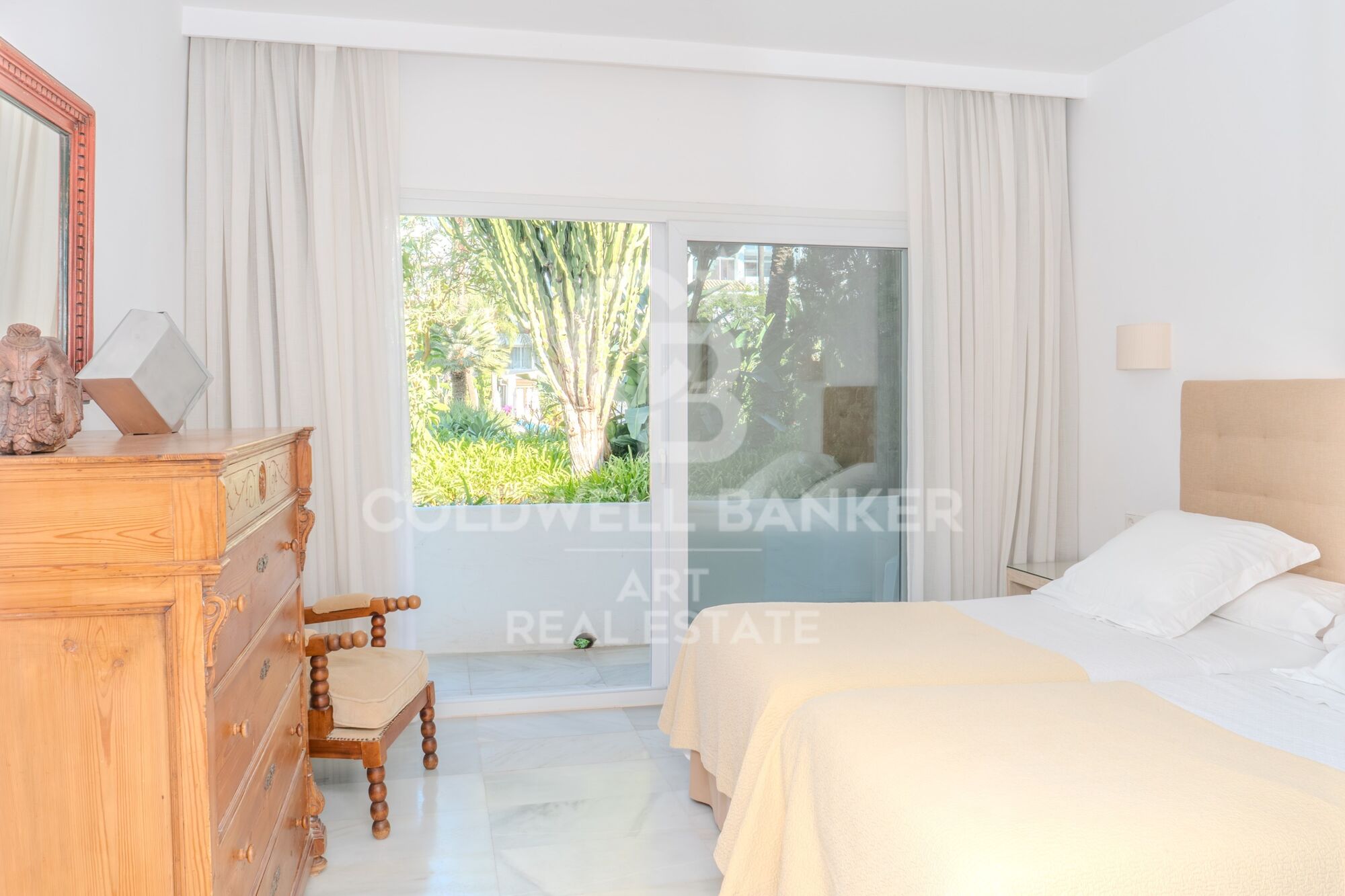 Exclusivo apartamento en la prestigiosa Urbanización La Alcazaba, Puerto Banús