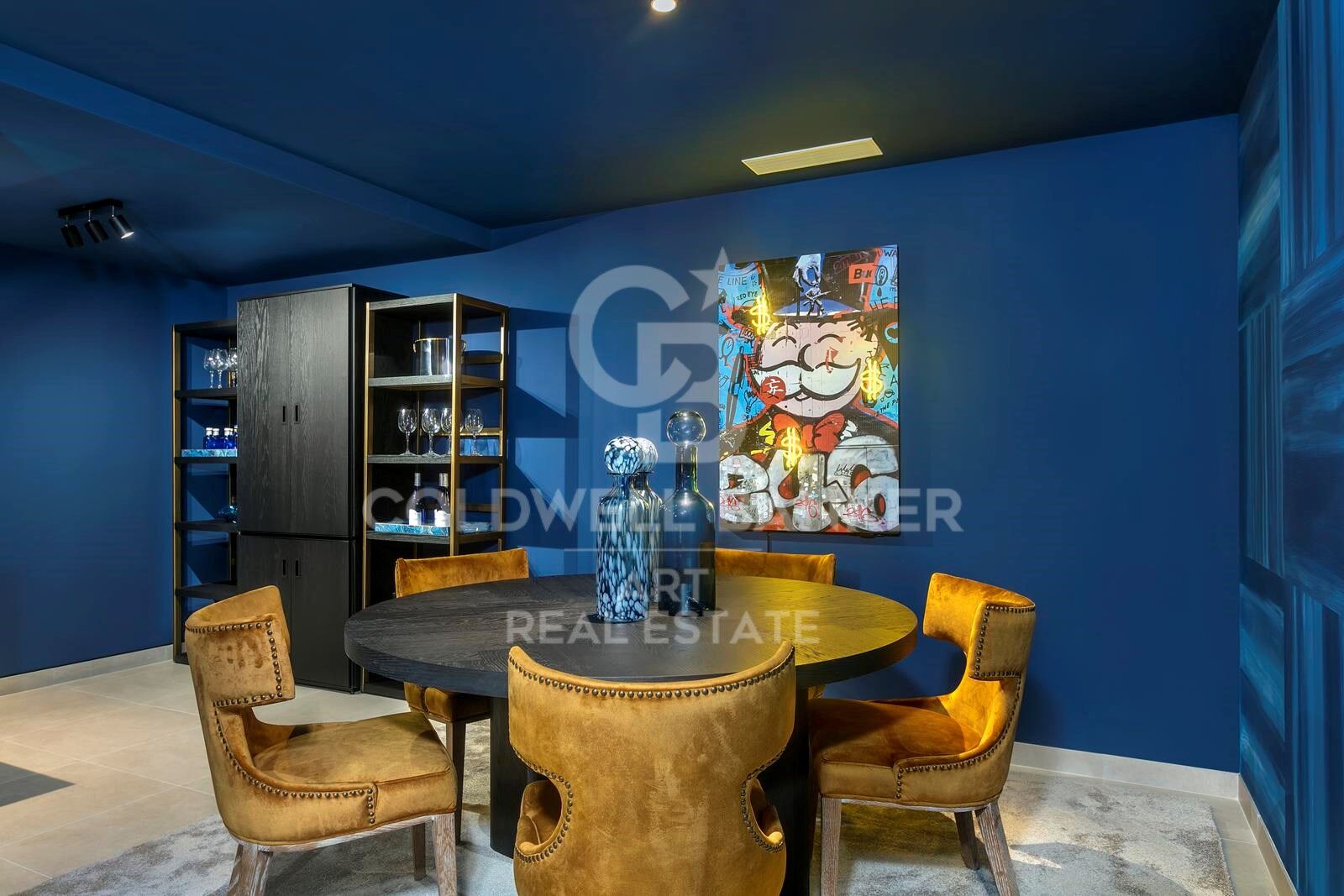 Villa contemporánea de 5 dormitorios en El Paraíso, New Golden Mile, Marbella