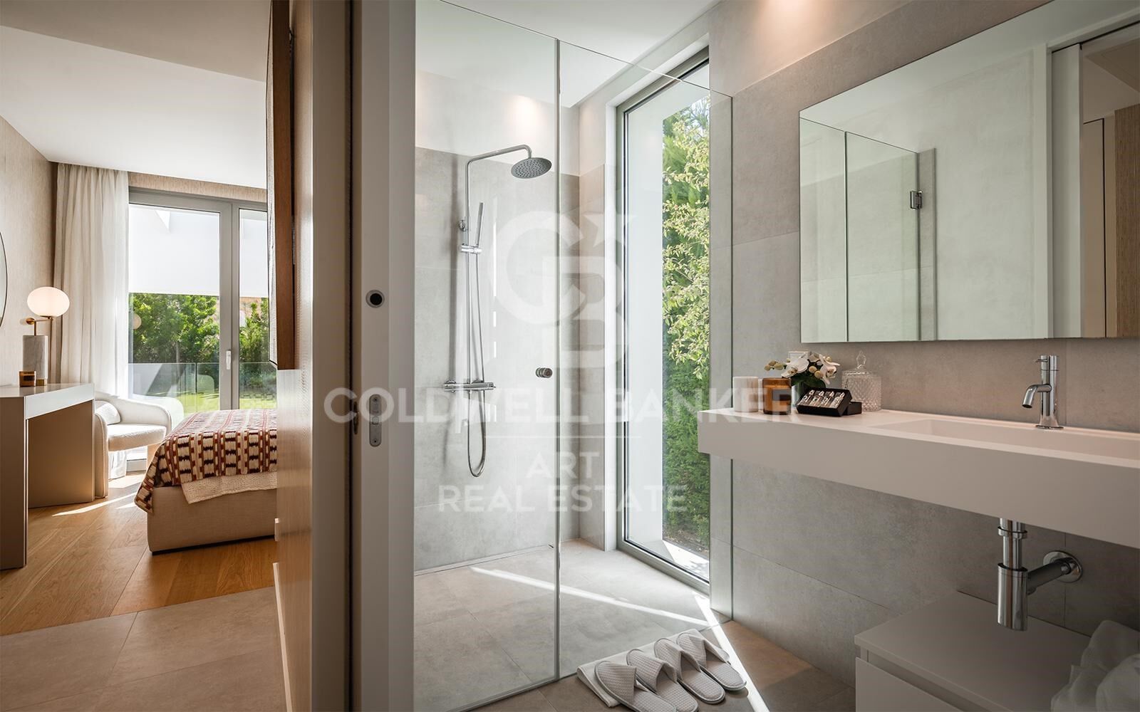 Villa contemporánea de 5 dormitorios en El Paraíso, New Golden Mile, Marbella