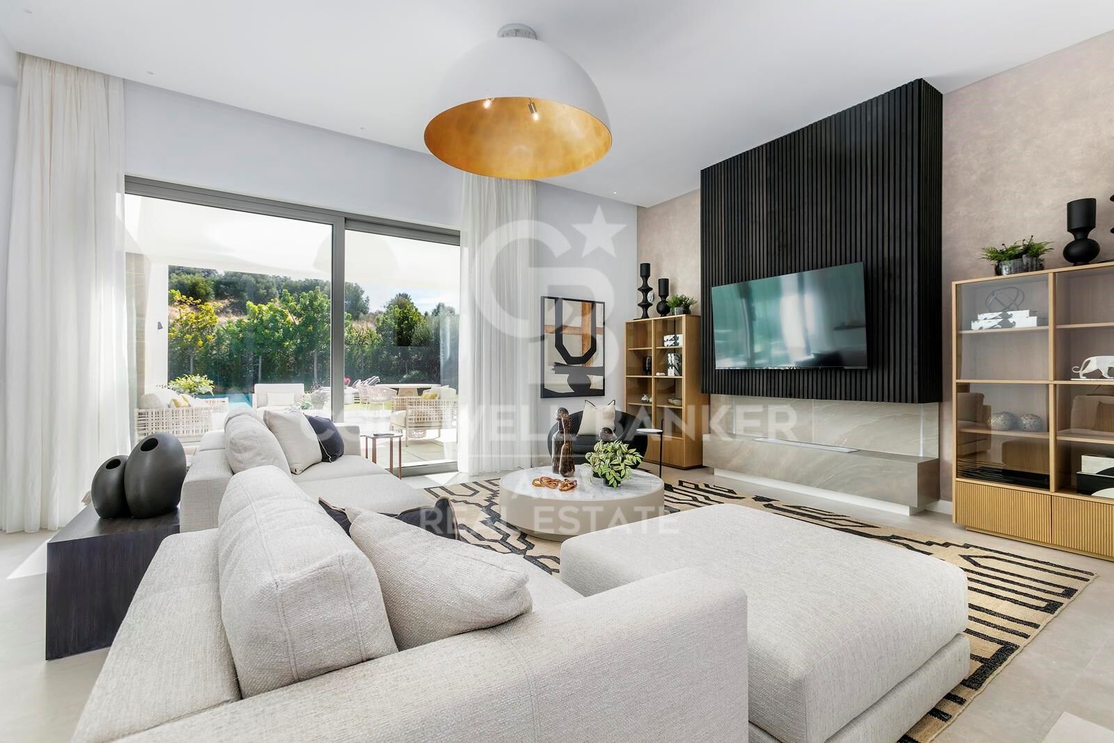 Villa contemporaine de 5 chambres à El Paraíso, New Golden Mile, Marbella
