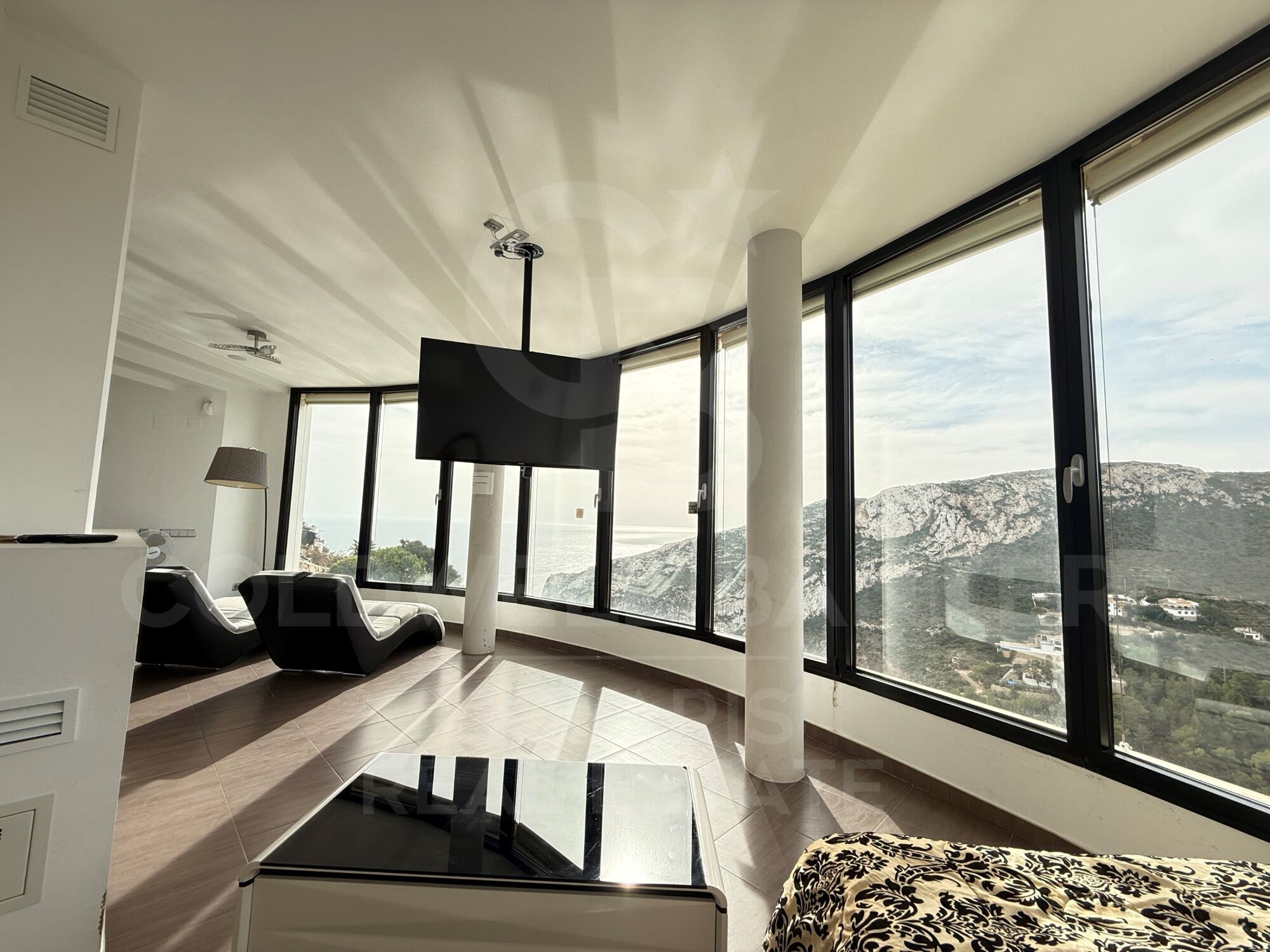 Villa with unique views in La Granadella in Javea