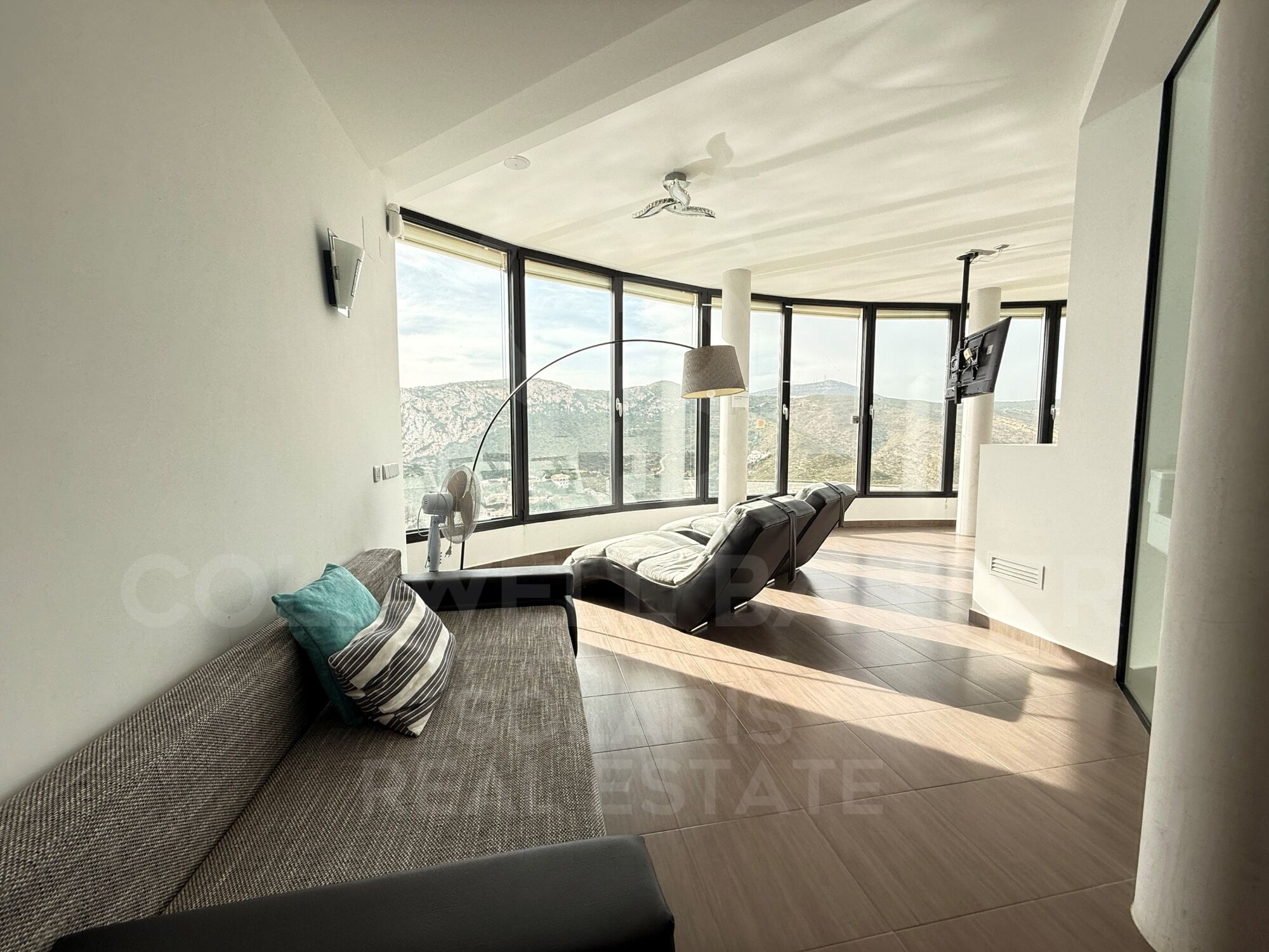 Villa with unique views in La Granadella in Javea