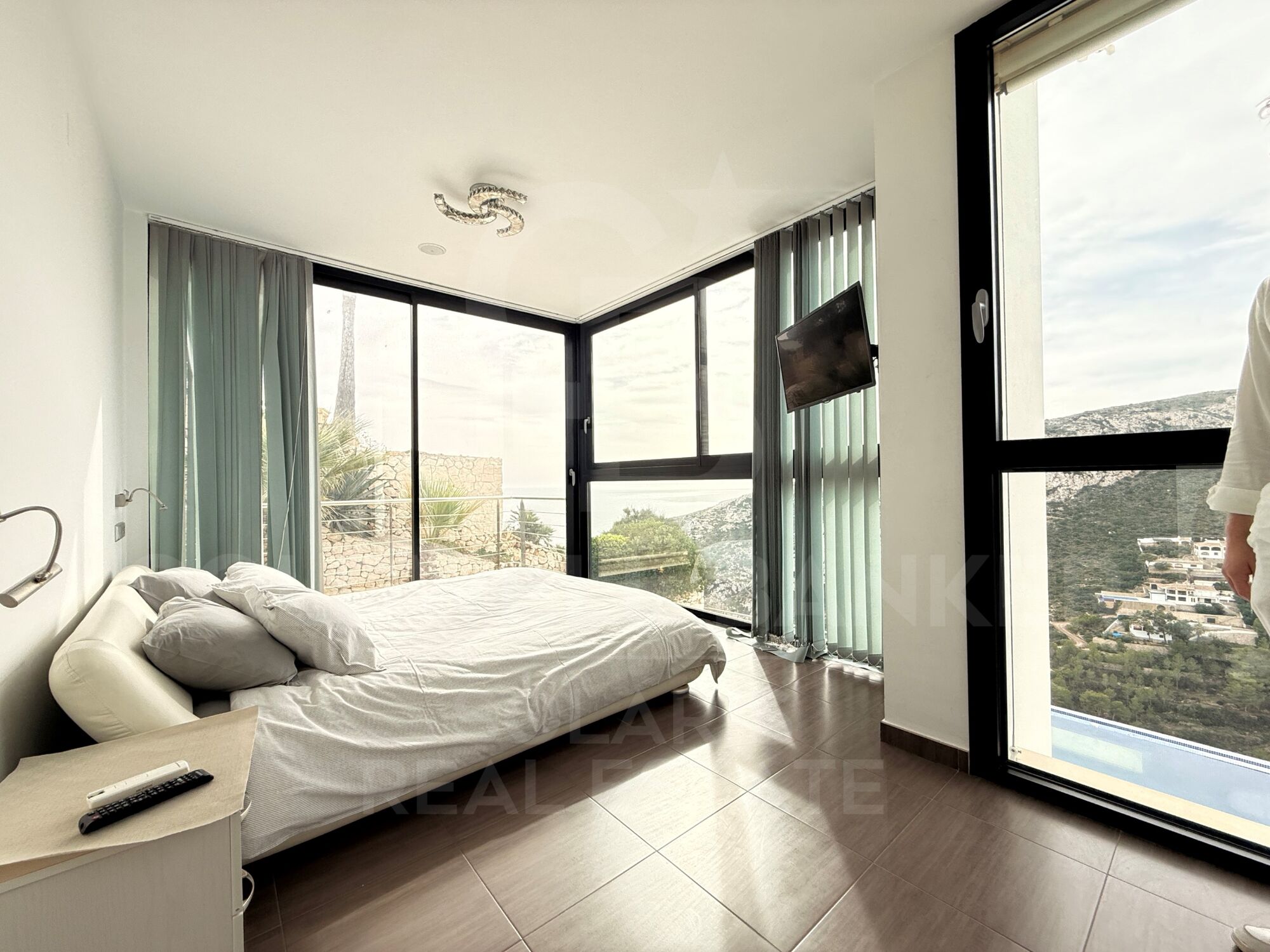 Villa with unique views in La Granadella in Javea