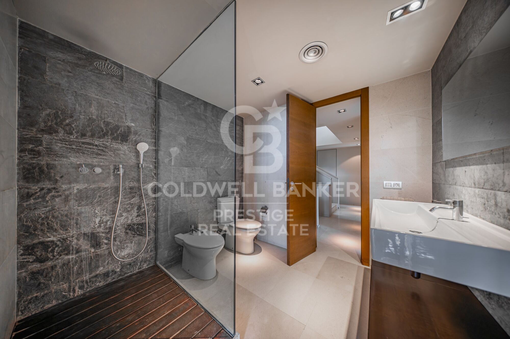 800 M2 Luxus-Turm am Wasser, Barcelona