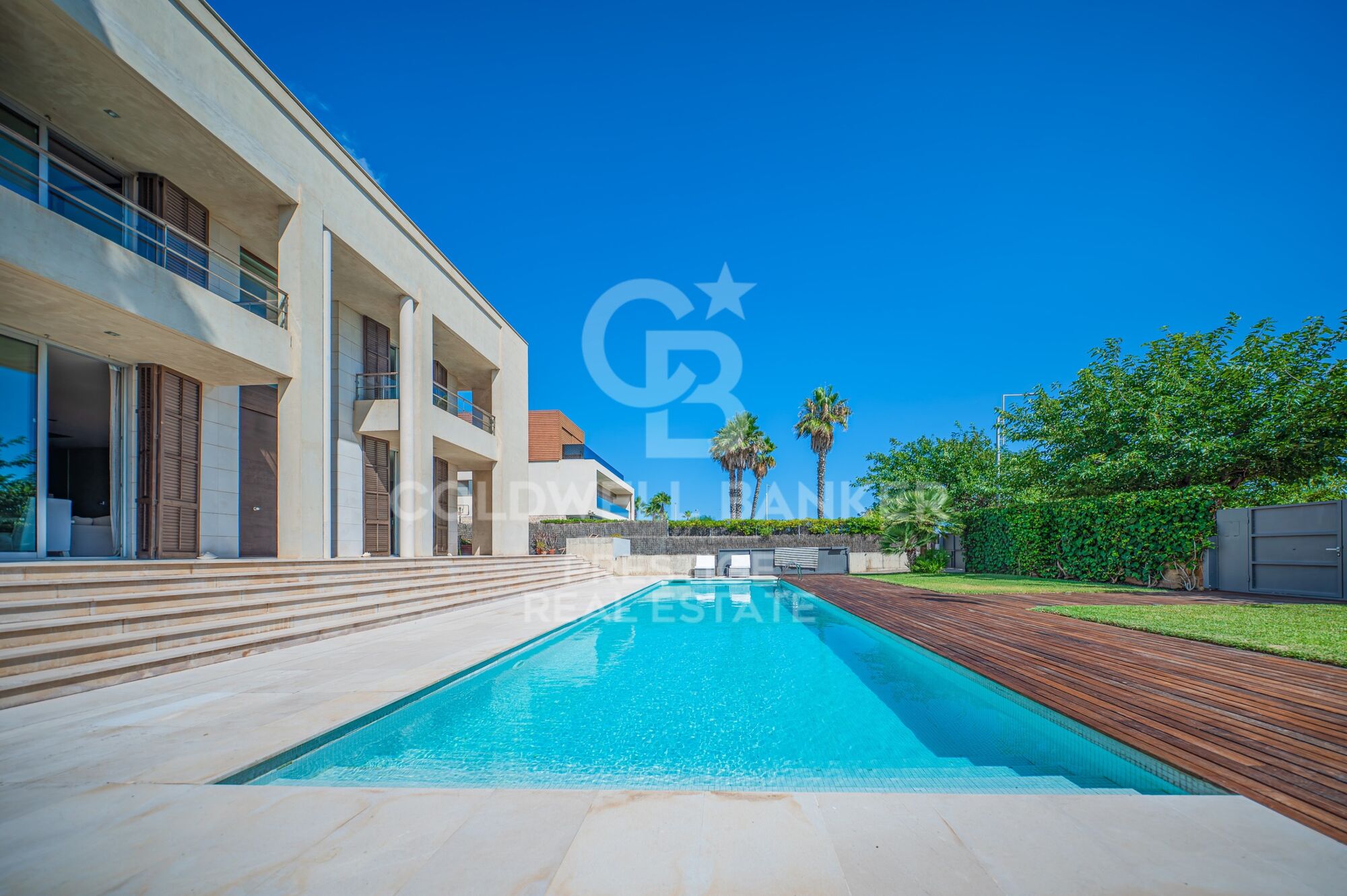 800 M2 Luxus-Turm am Wasser, Barcelona