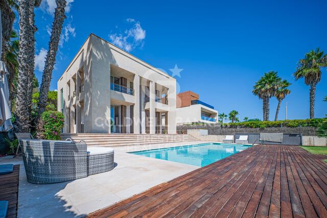 Luxury Seafront House in Gava Mar, Barcelona