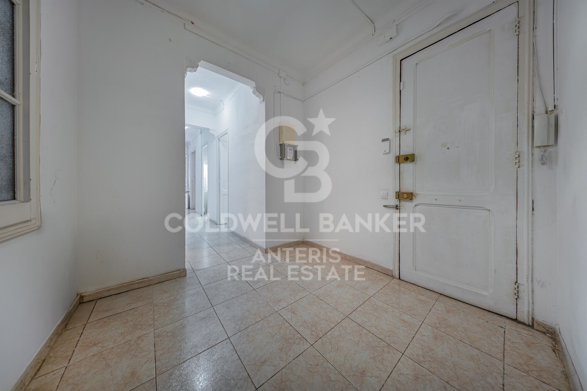 Property with renovation potential in a classic building