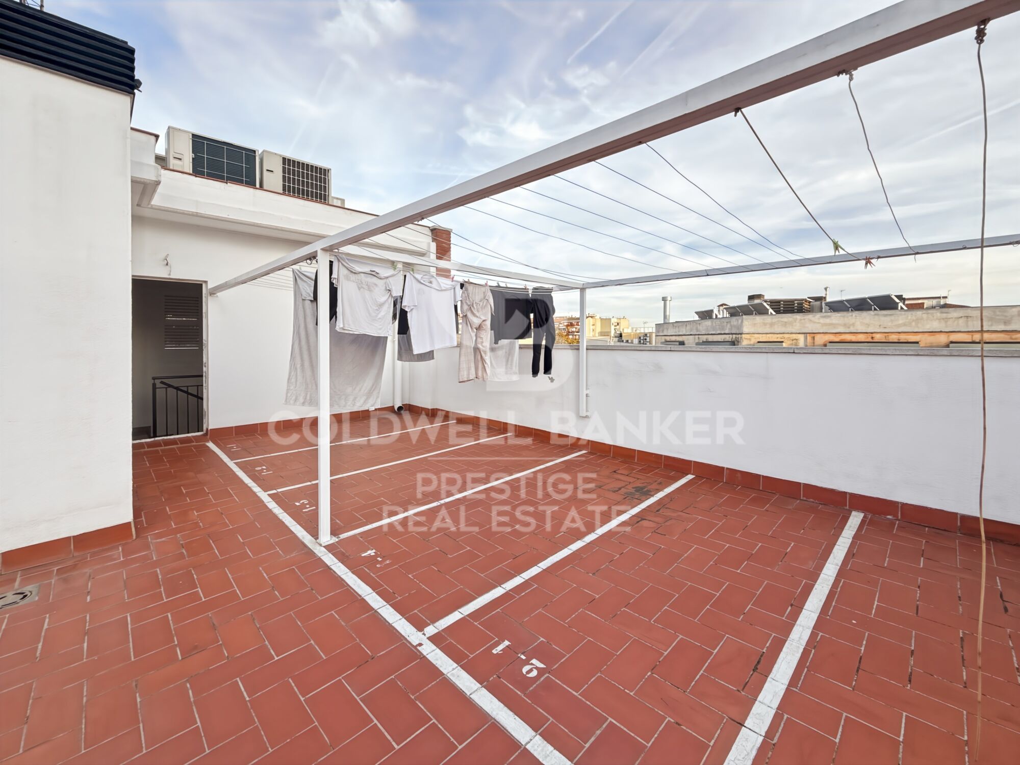 For sale renovated flat in Poblenou, Barcelona