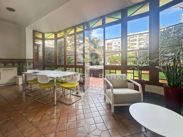 Spectacular modernist principal floor in a regal period building
