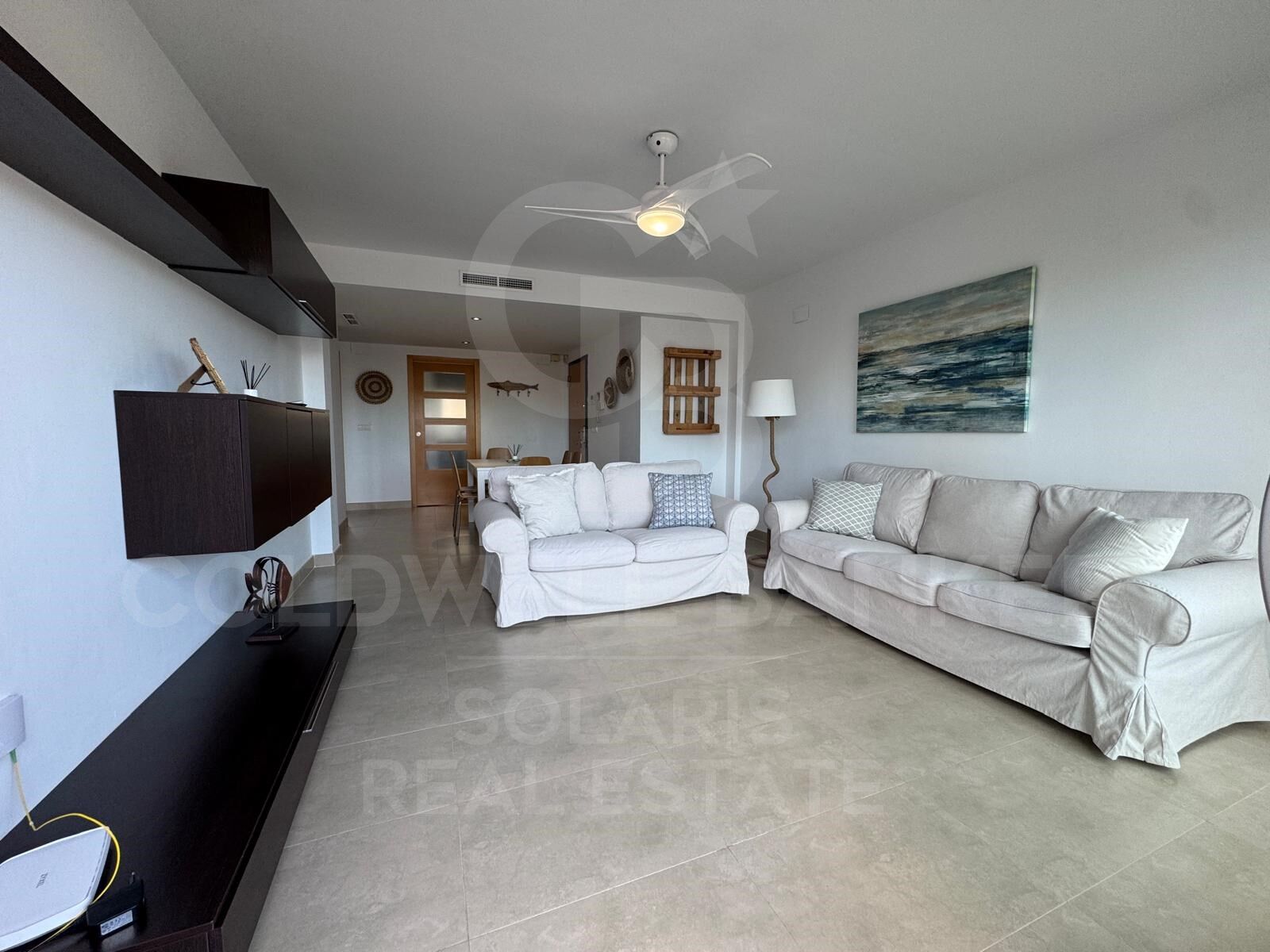 Encantador apartamento con terraza y vistas a la piscina en Jávea