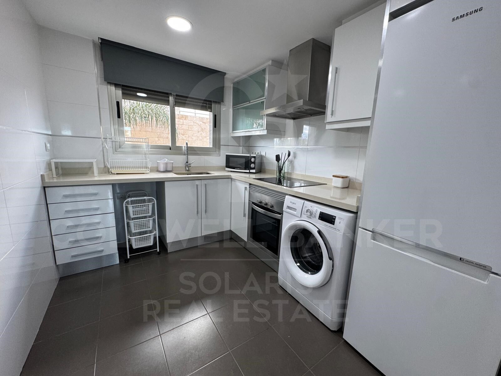Apartment within walking distance of the sea between the beach, the sandy beach and the port.