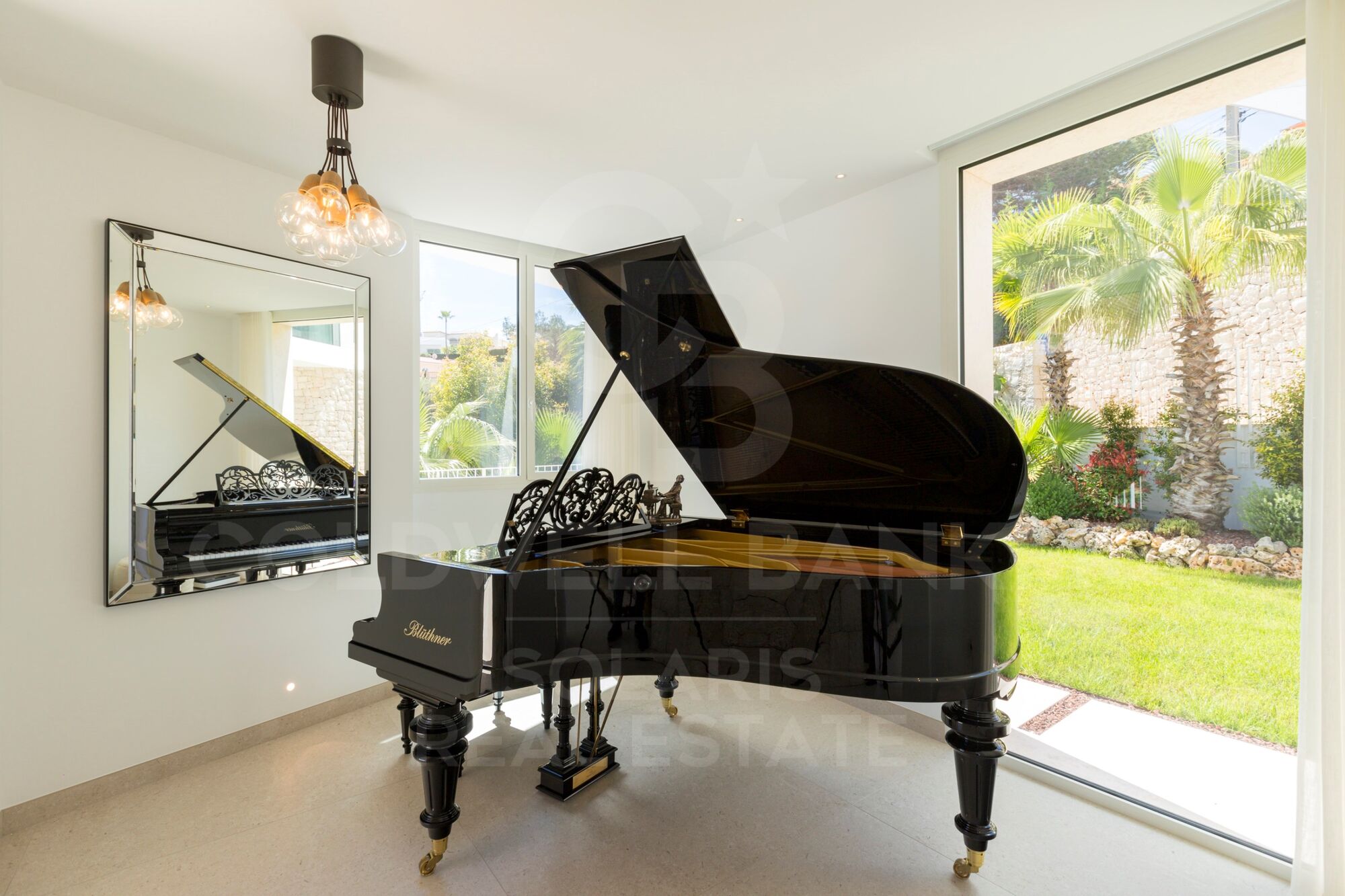 New build luxury villa for sale in Jávea ready to move into