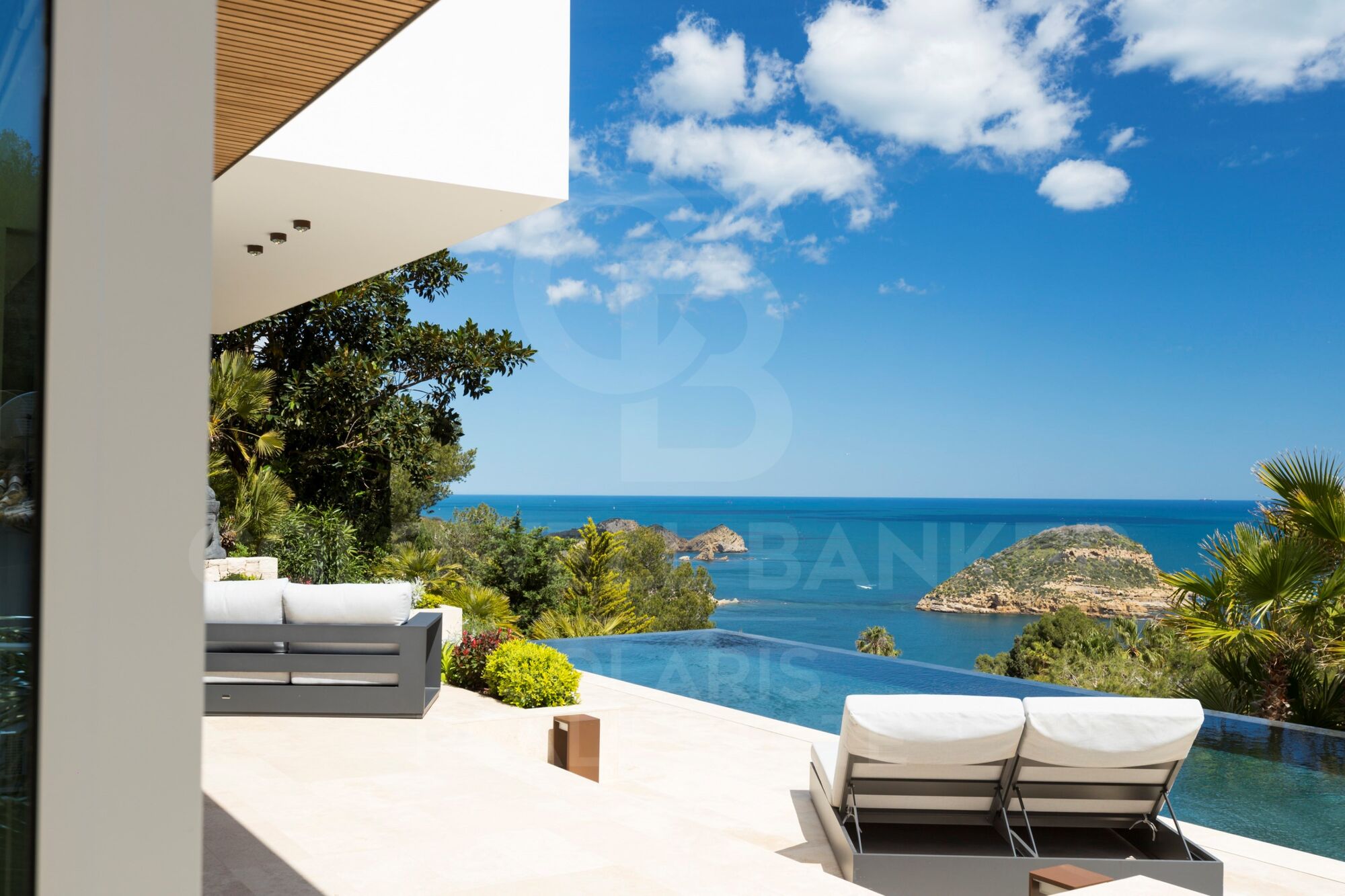 Villa de lujo de nueva construcción en venta en Jávea lista para entrar a vivir