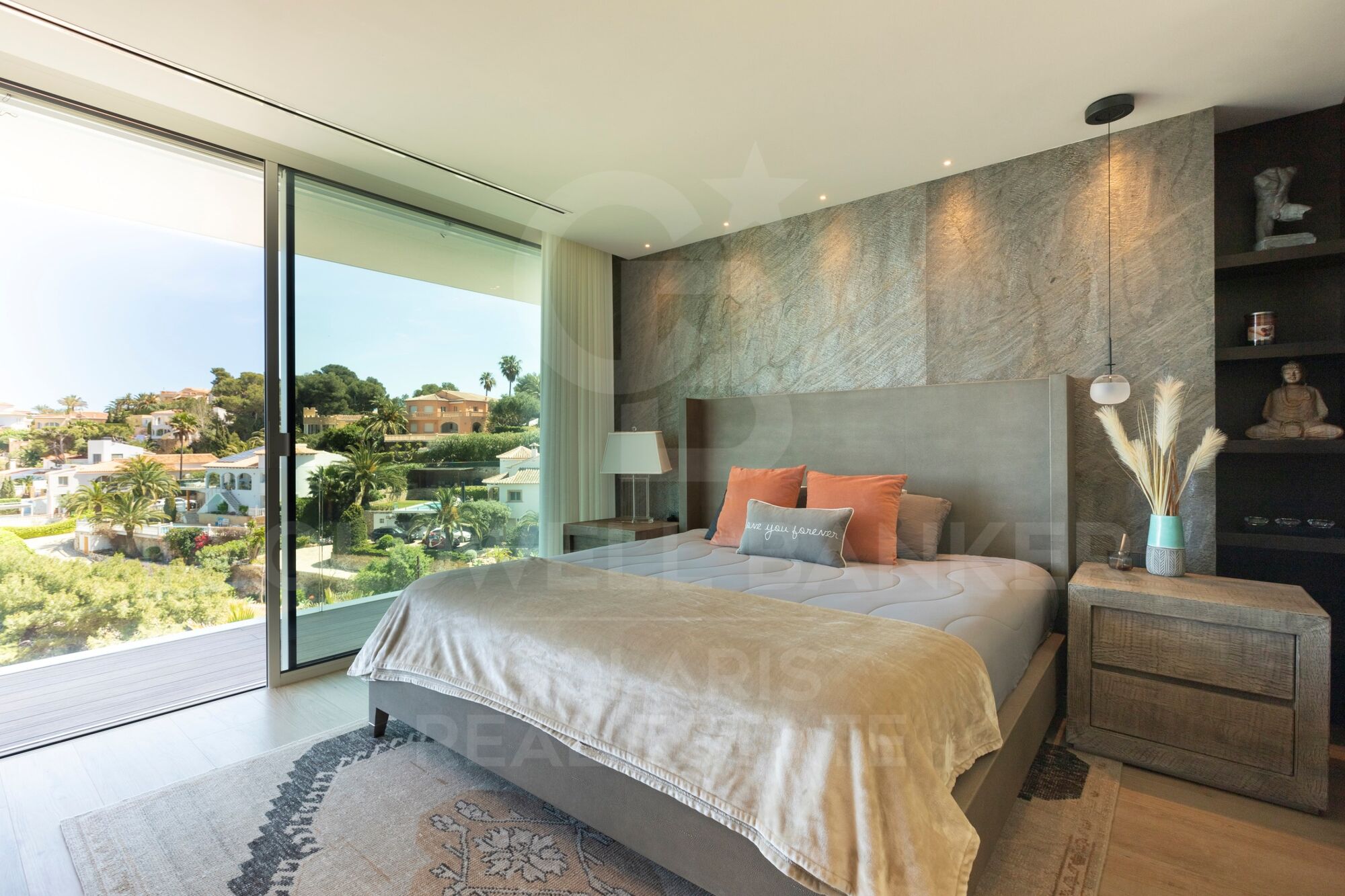 Villa de lujo de nueva construcción en venta en Jávea lista para entrar a vivir
