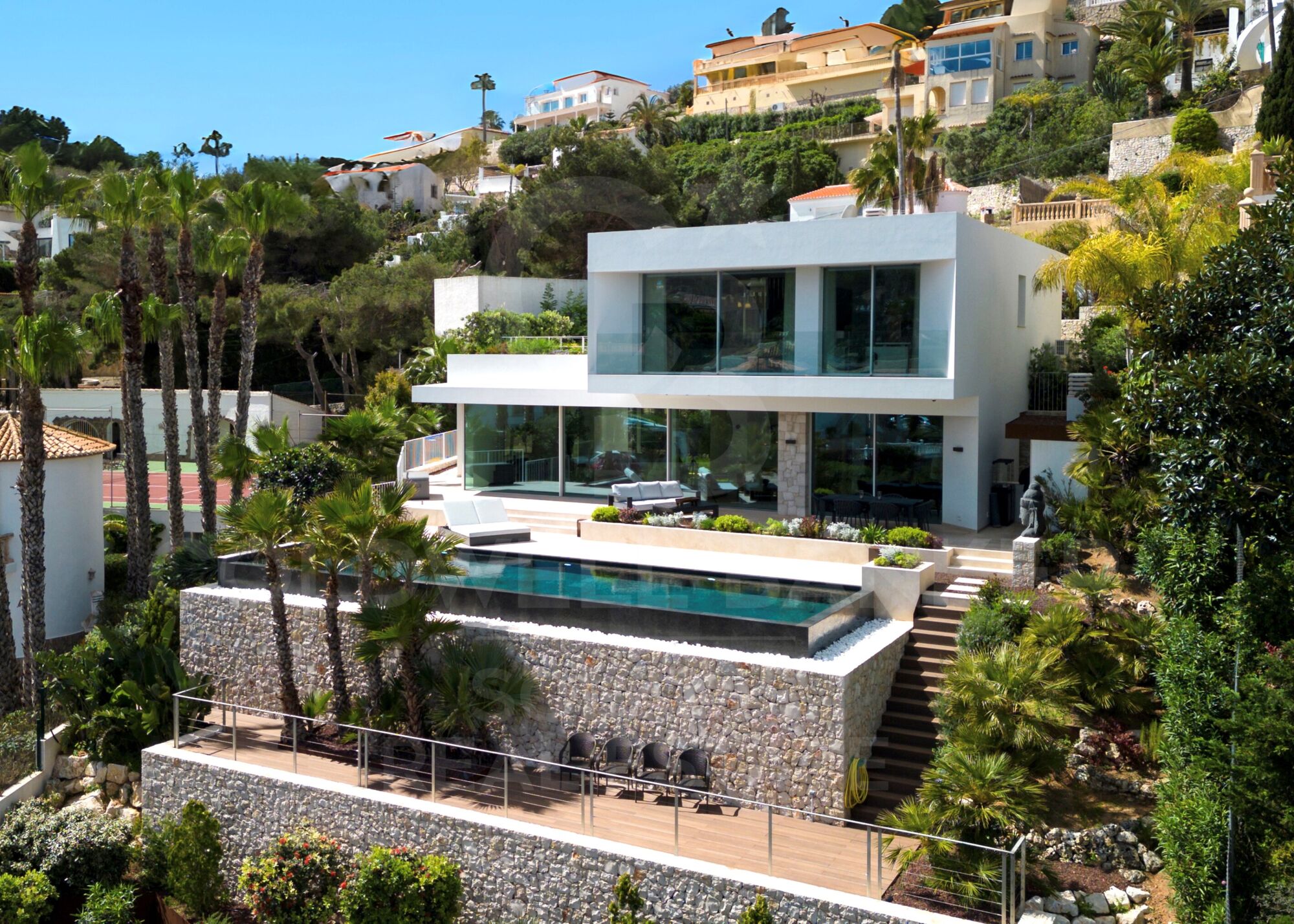 Neubau-Luxusvilla zum Verkauf in Jávea bereit zum Einzug