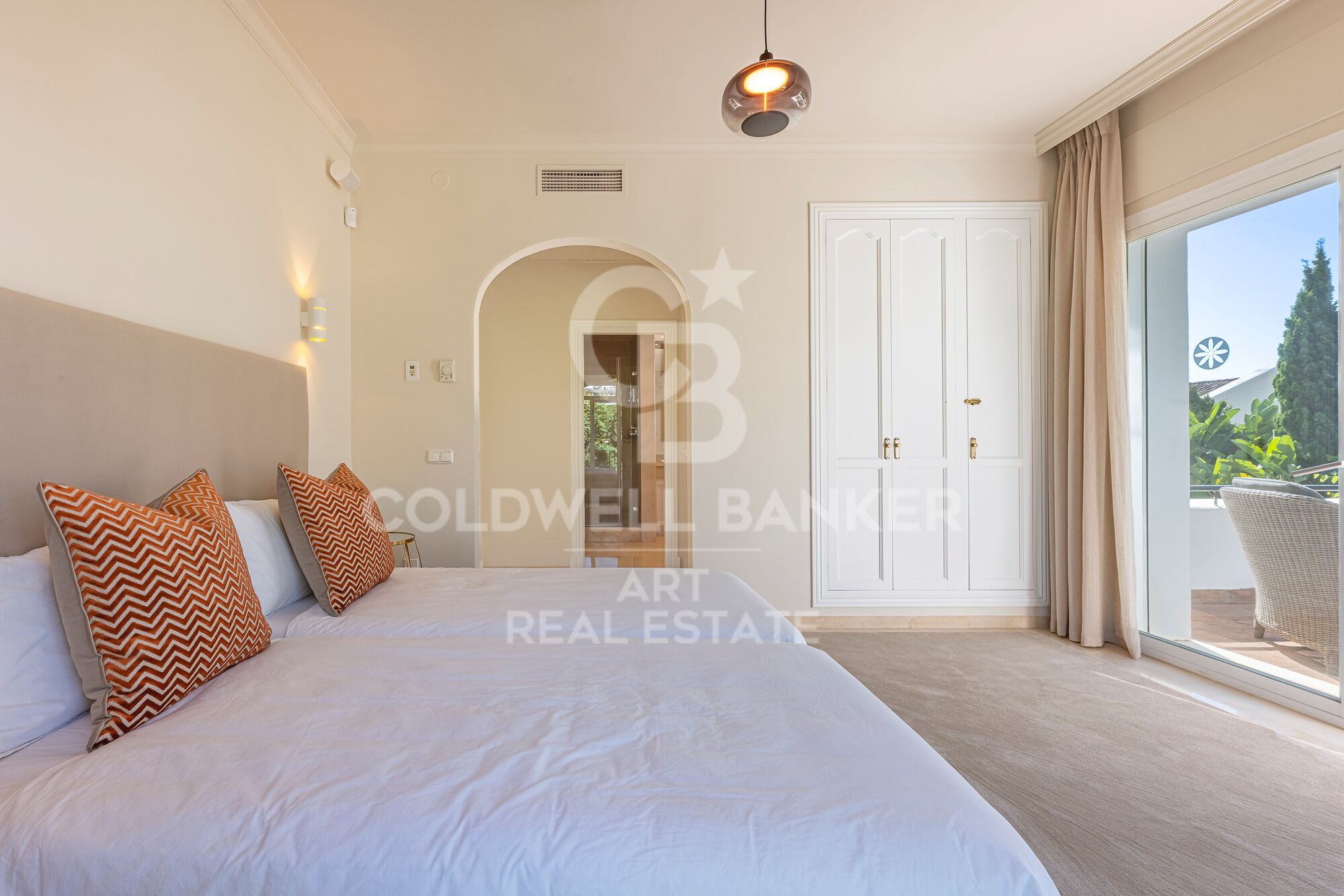 Spectacular villa in La Reserva de la Quinta, Benahavís