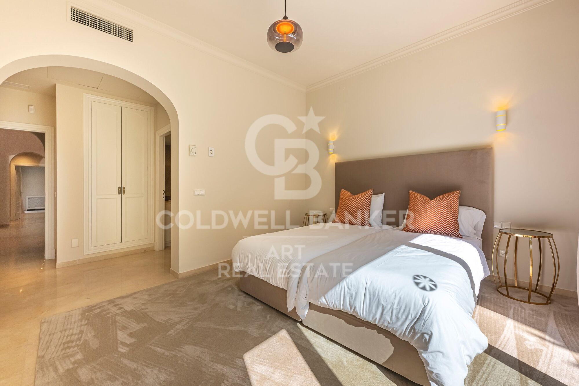 Spectacular villa in La Reserva de la Quinta, Benahavís