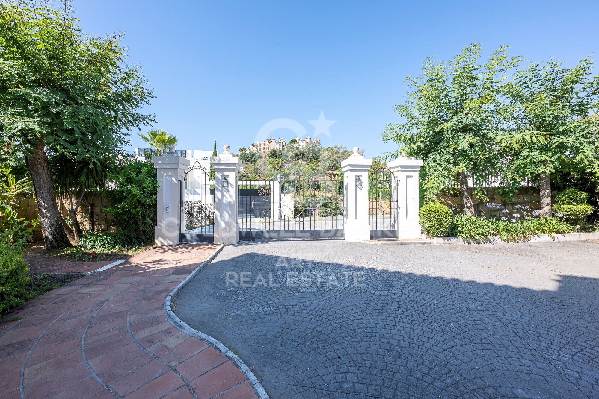 Spectacular villa in La Reserva de la Quinta, Benahavís