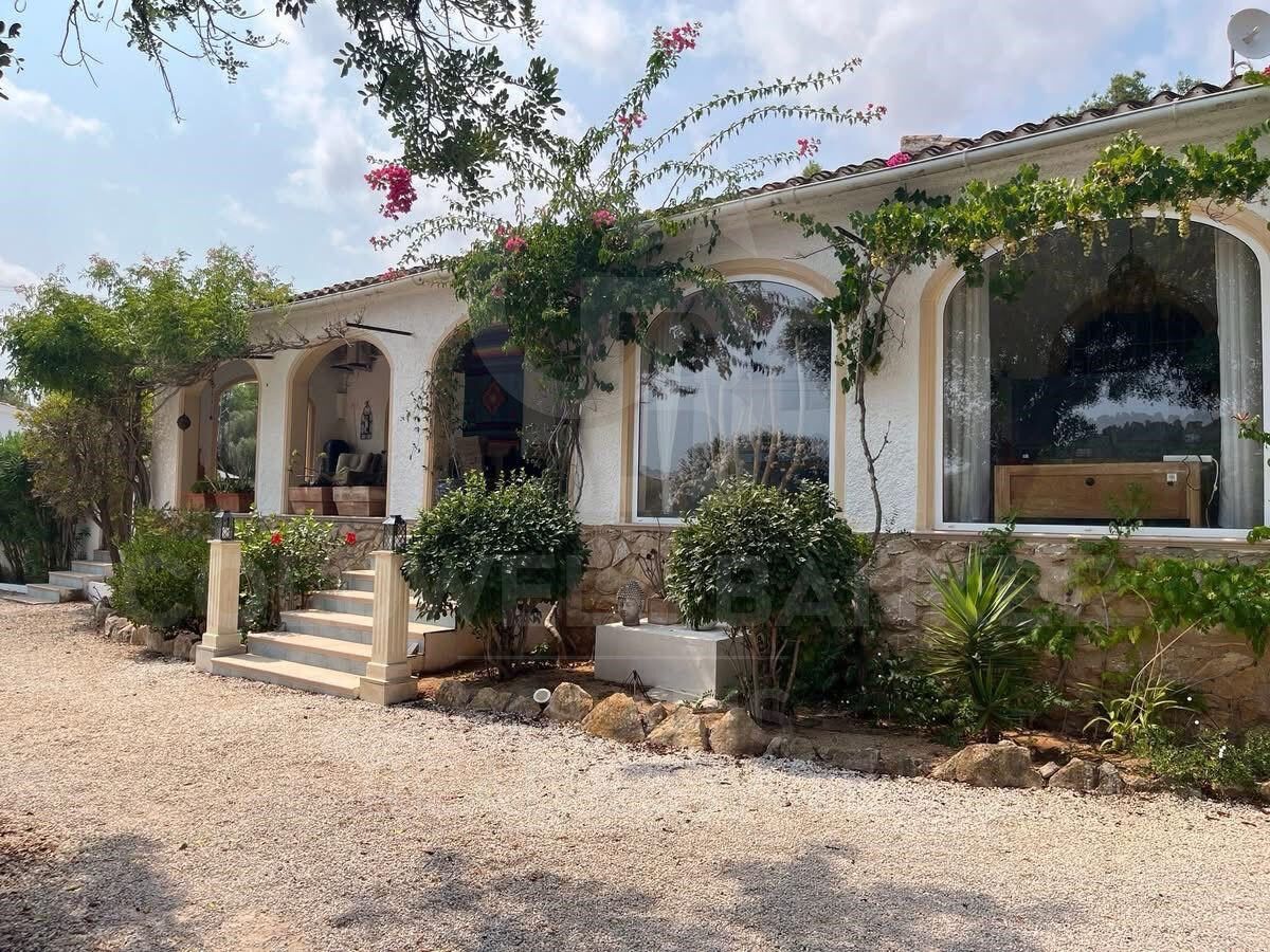 La Hacienda: Exklusive Oase mit zwei Villen und privaten Pools