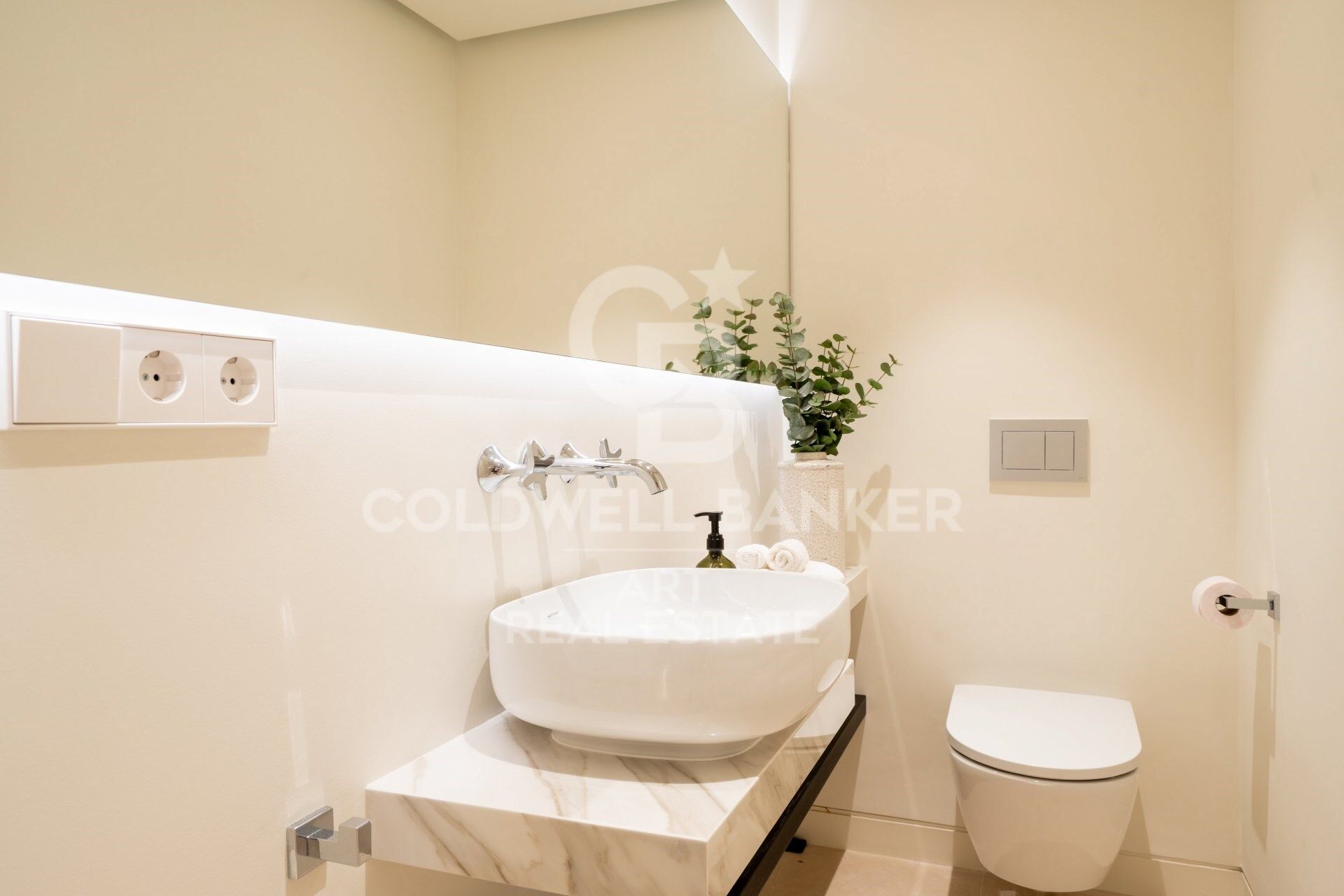 Apartamento de tres dormitorios en Puente Romano, Marbella