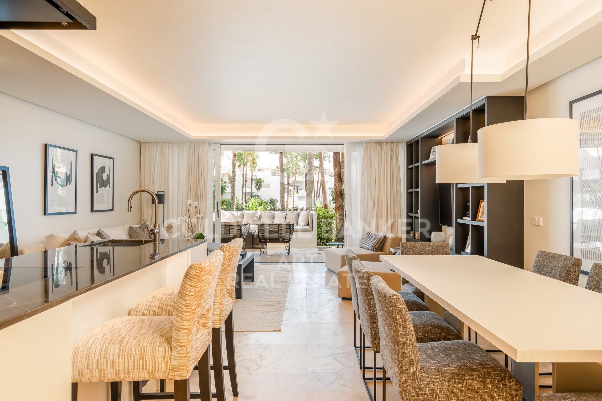 Three-bedroom apartment in Puente Romano, Marbella