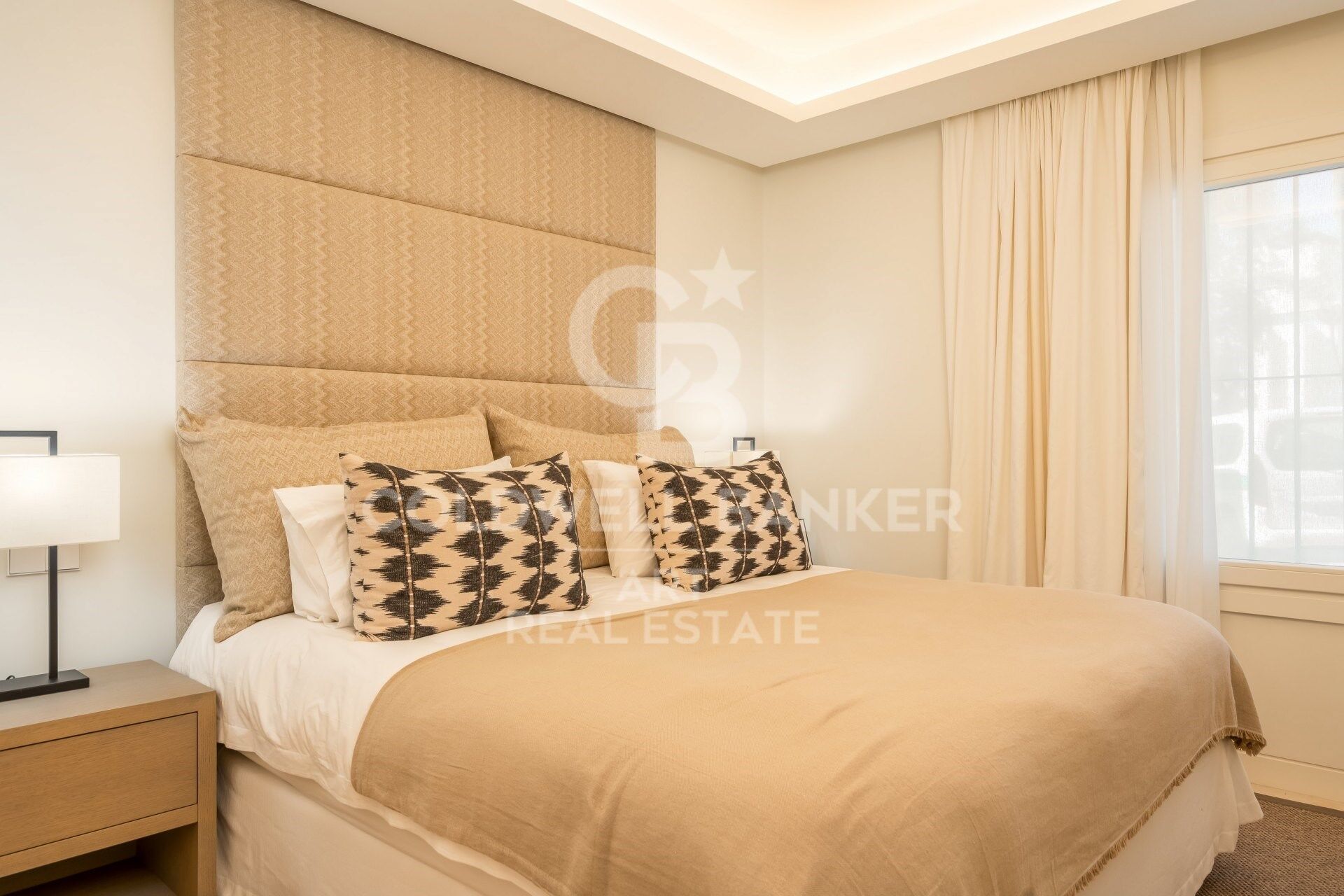 Three-bedroom apartment in Puente Romano, Marbella